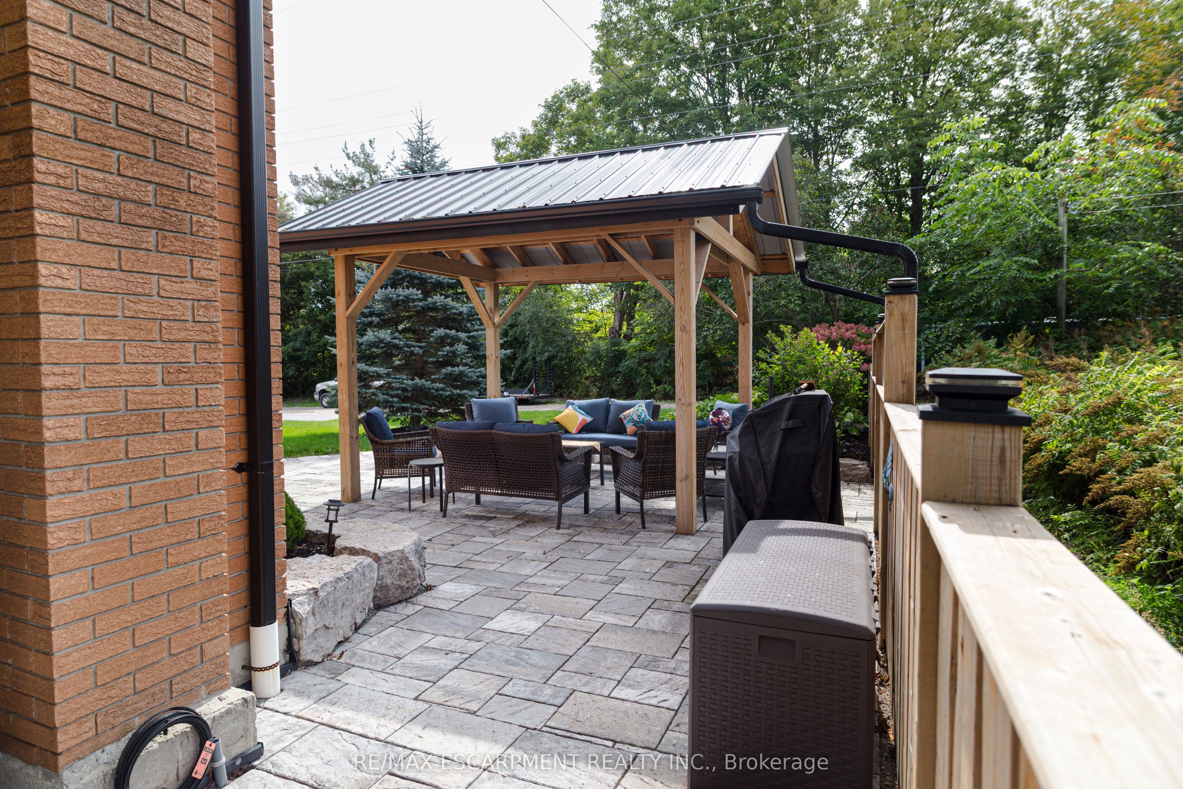 266 Goose Alley Property Photo 2