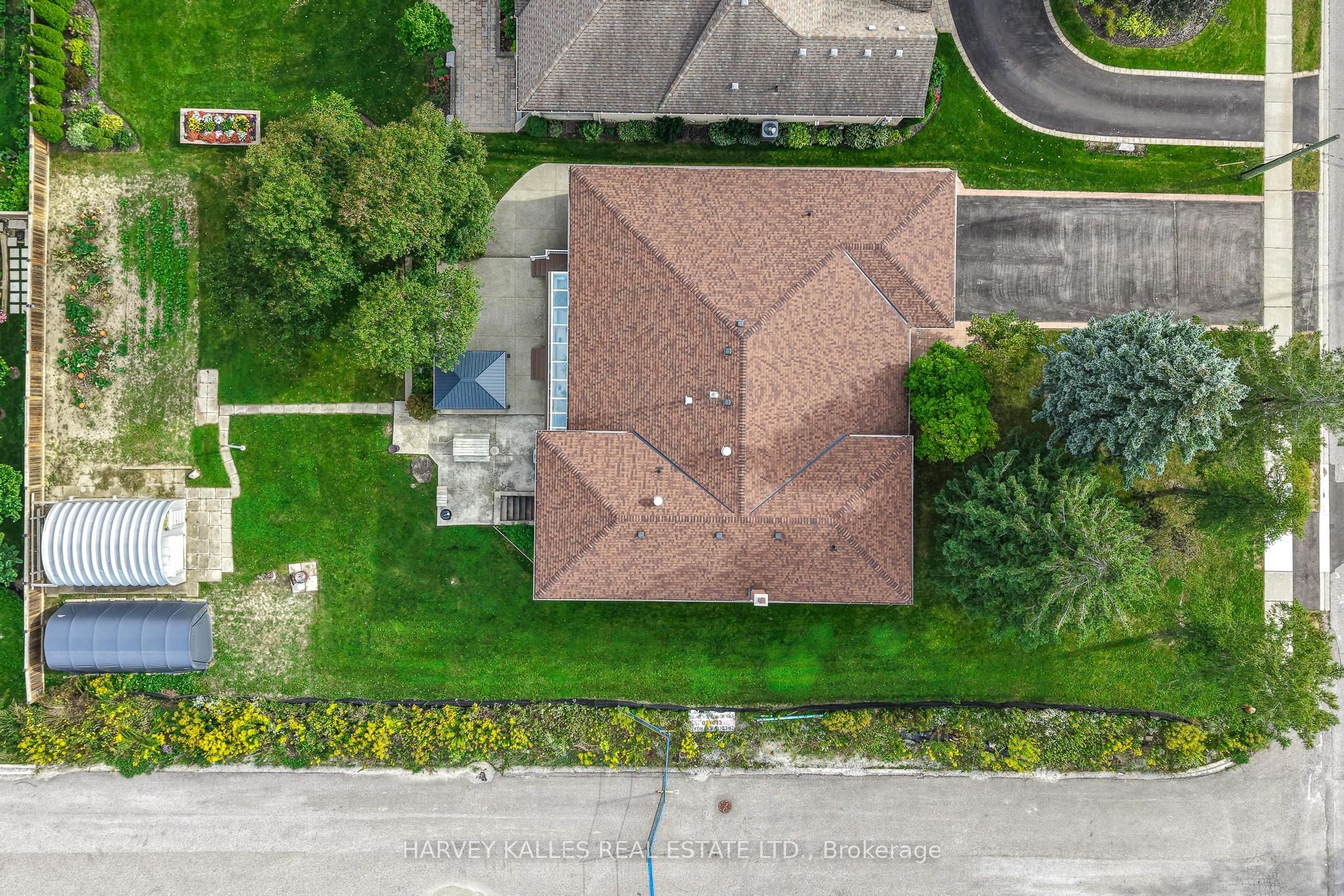 113 Bond Crescent Property Photo 35