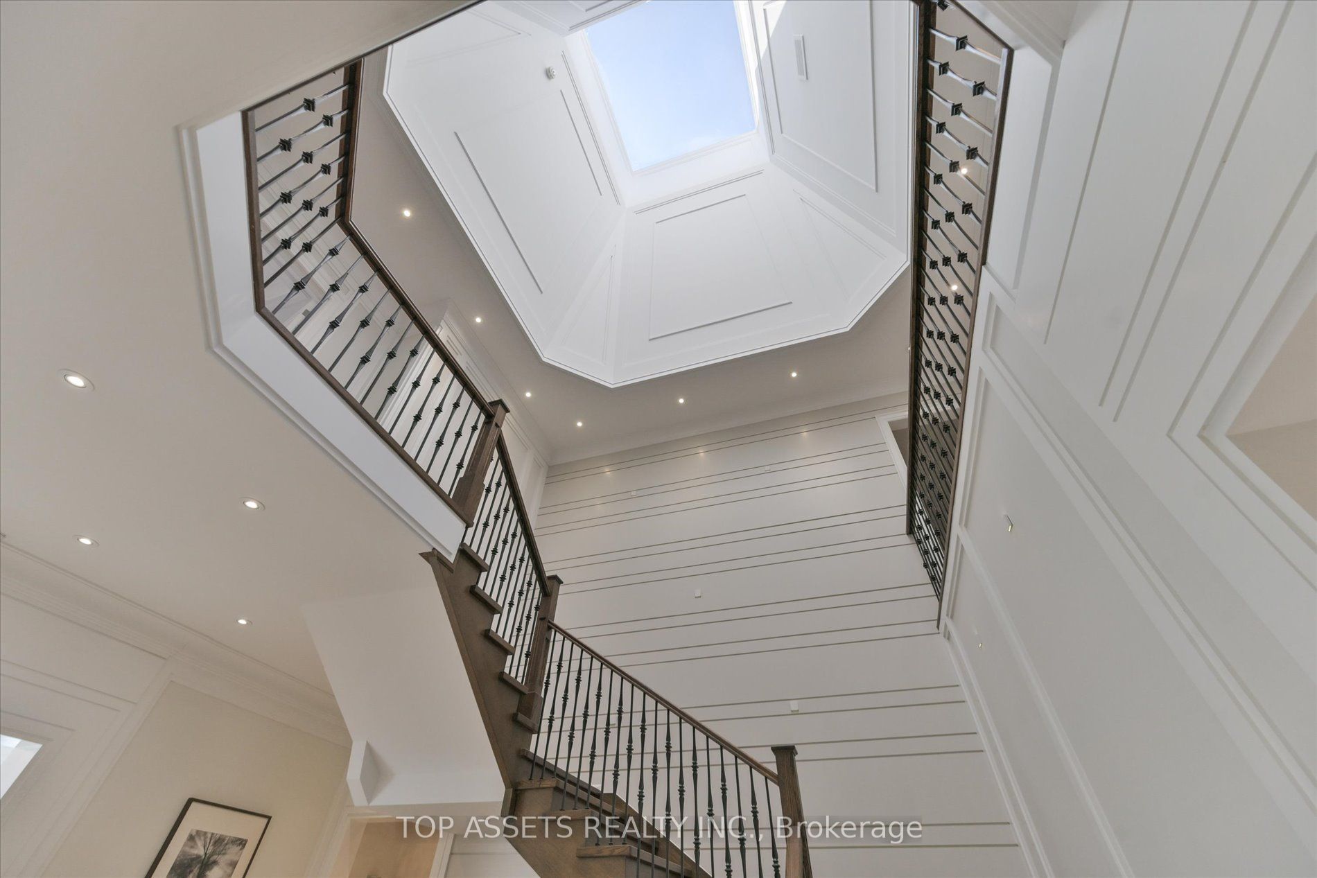 15 Westwood Lane Property Photo 6