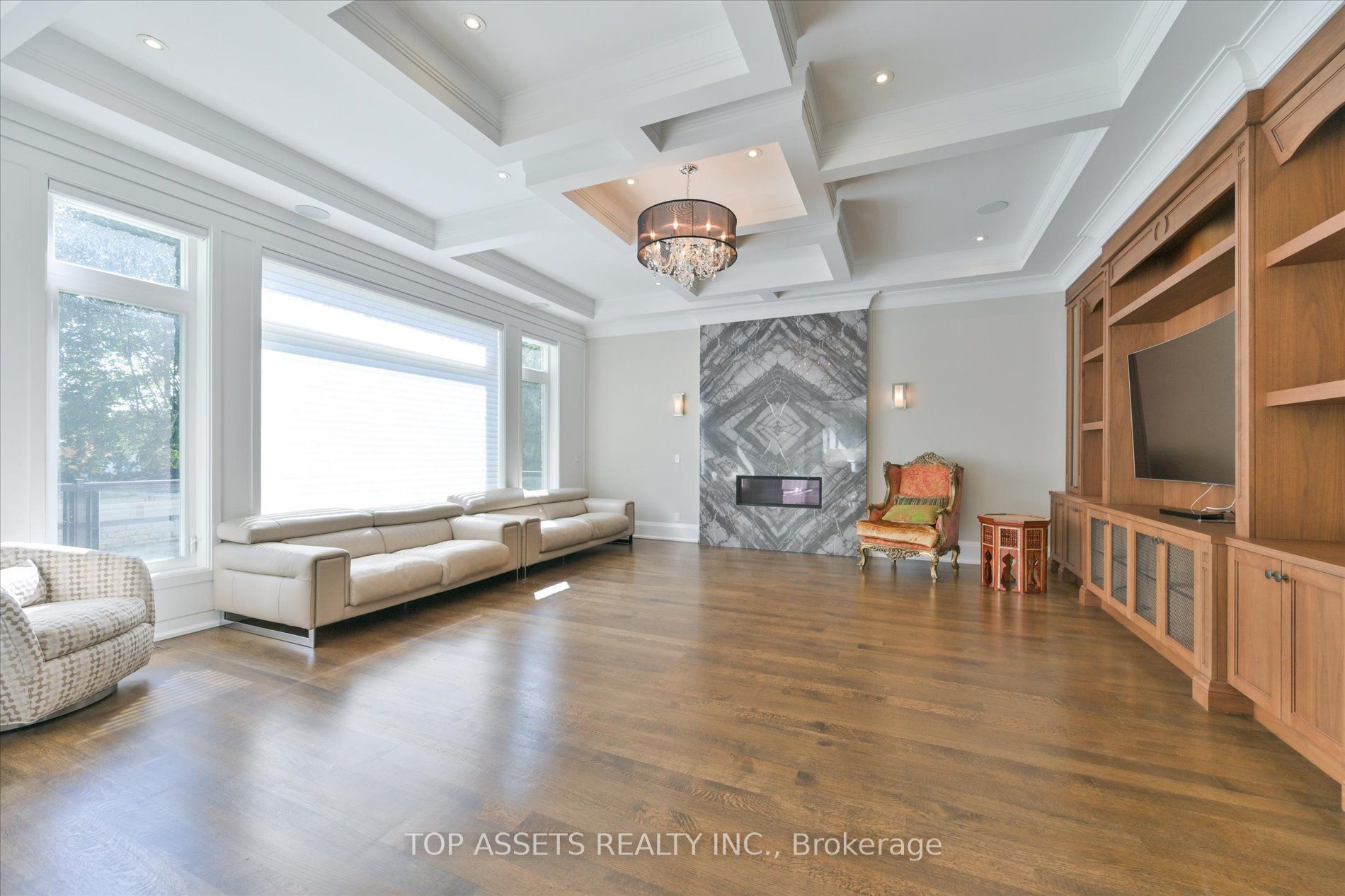 15 Westwood Lane Property Photo 11