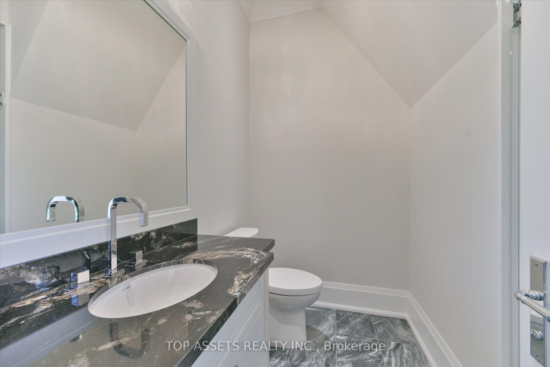 15 Westwood Lane Property Photo 24