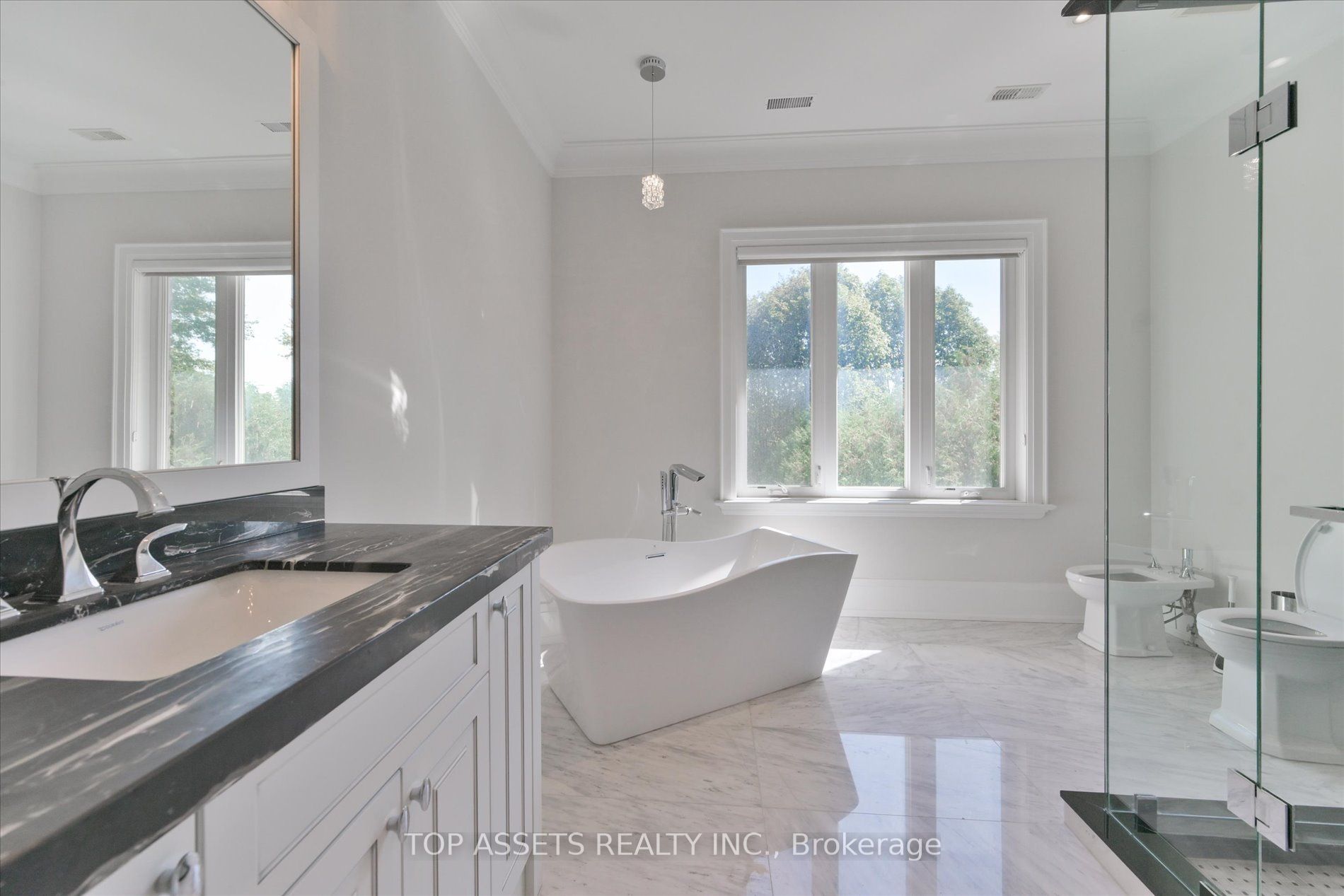 15 Westwood Lane Property Photo 27