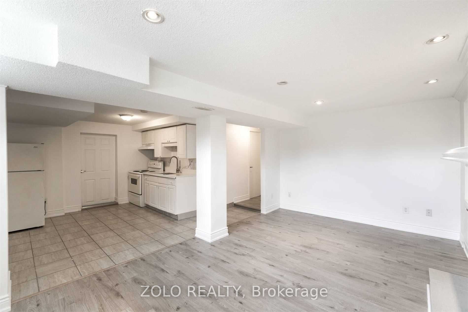 525 Lynett Crescent Property Photo 19