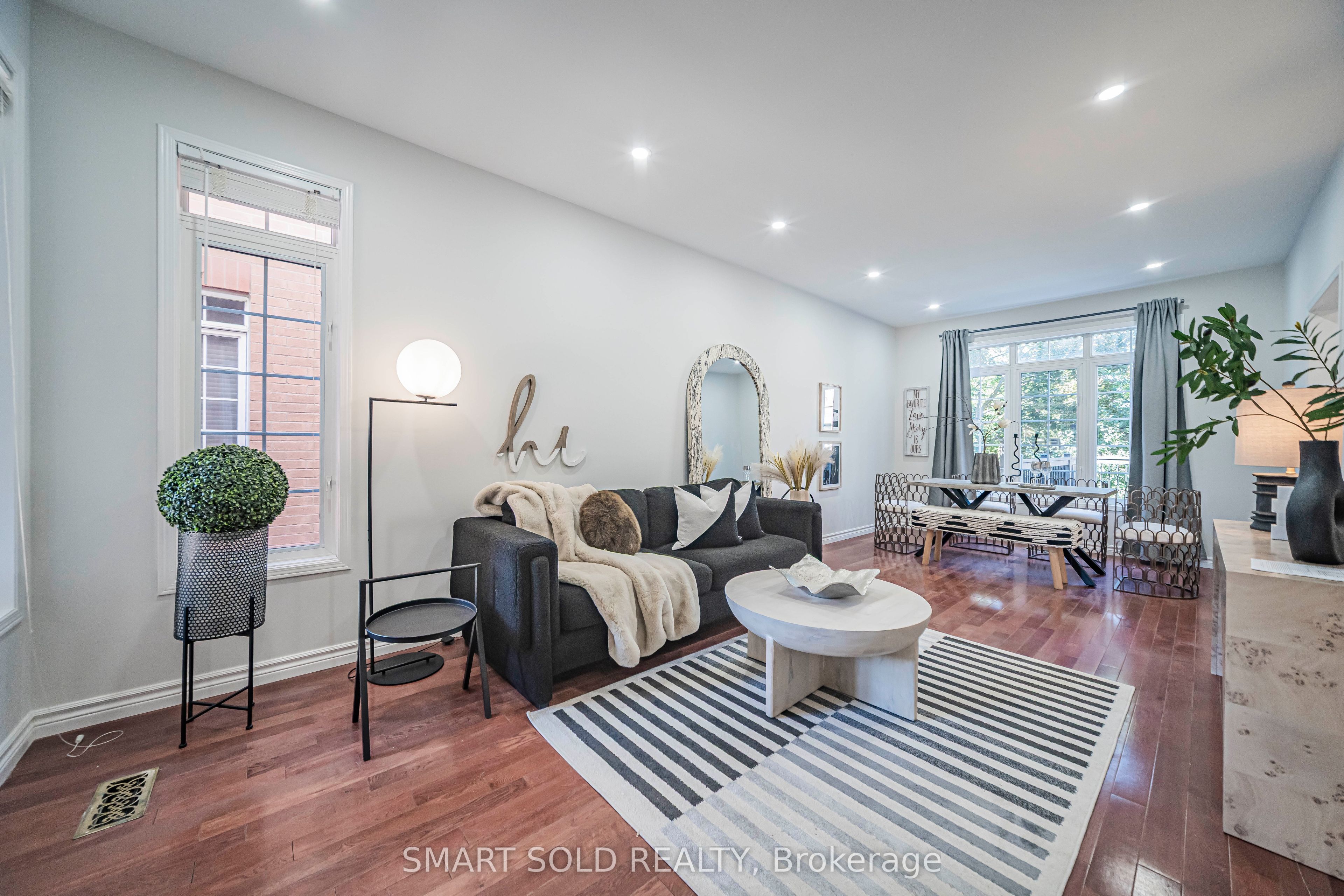 82 Ballymore Drive Property Photo 3