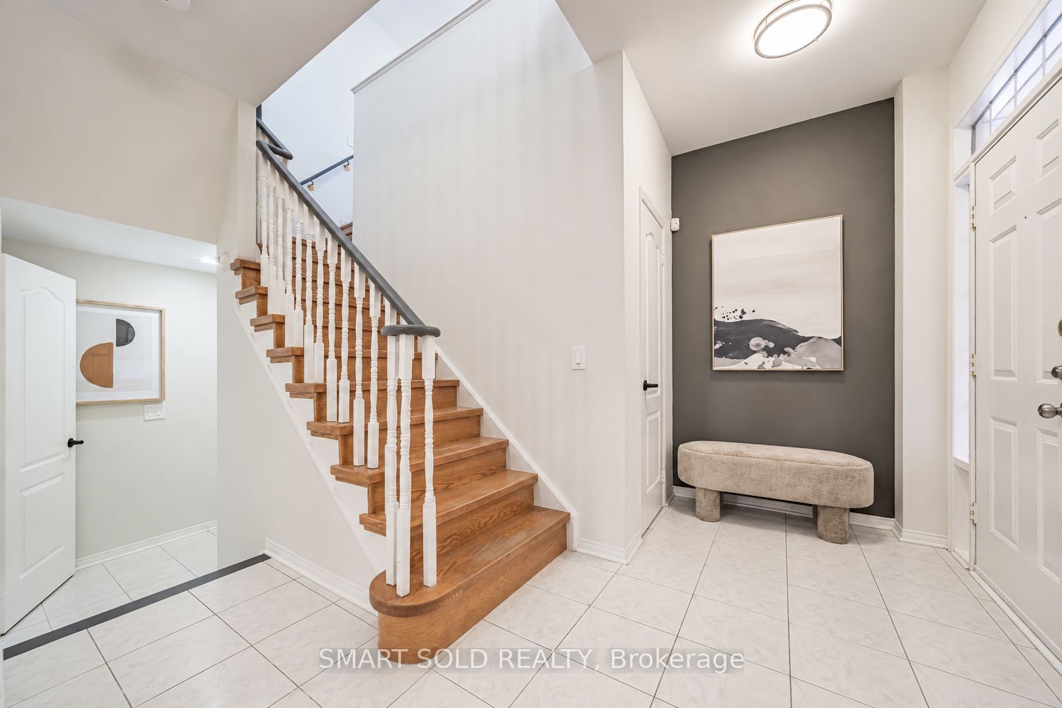 82 Ballymore Drive Property Photo 5