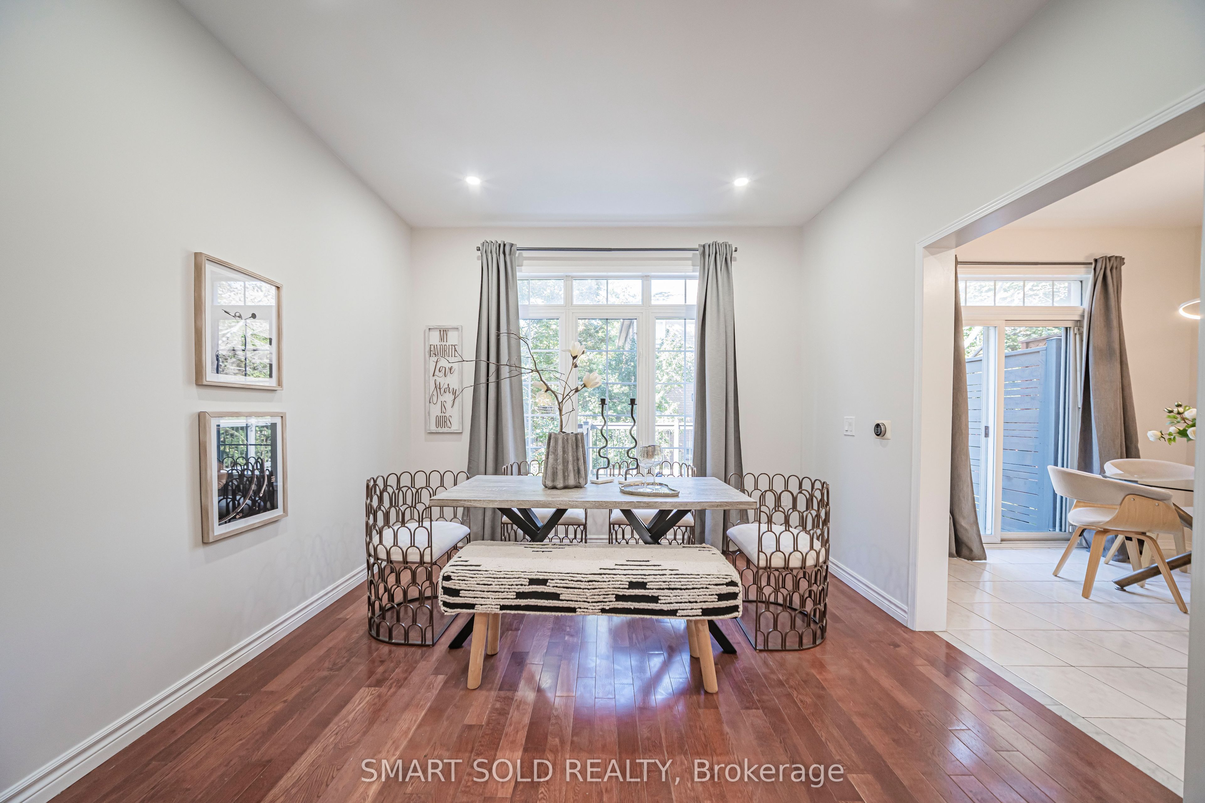 82 Ballymore Drive Property Photo 7