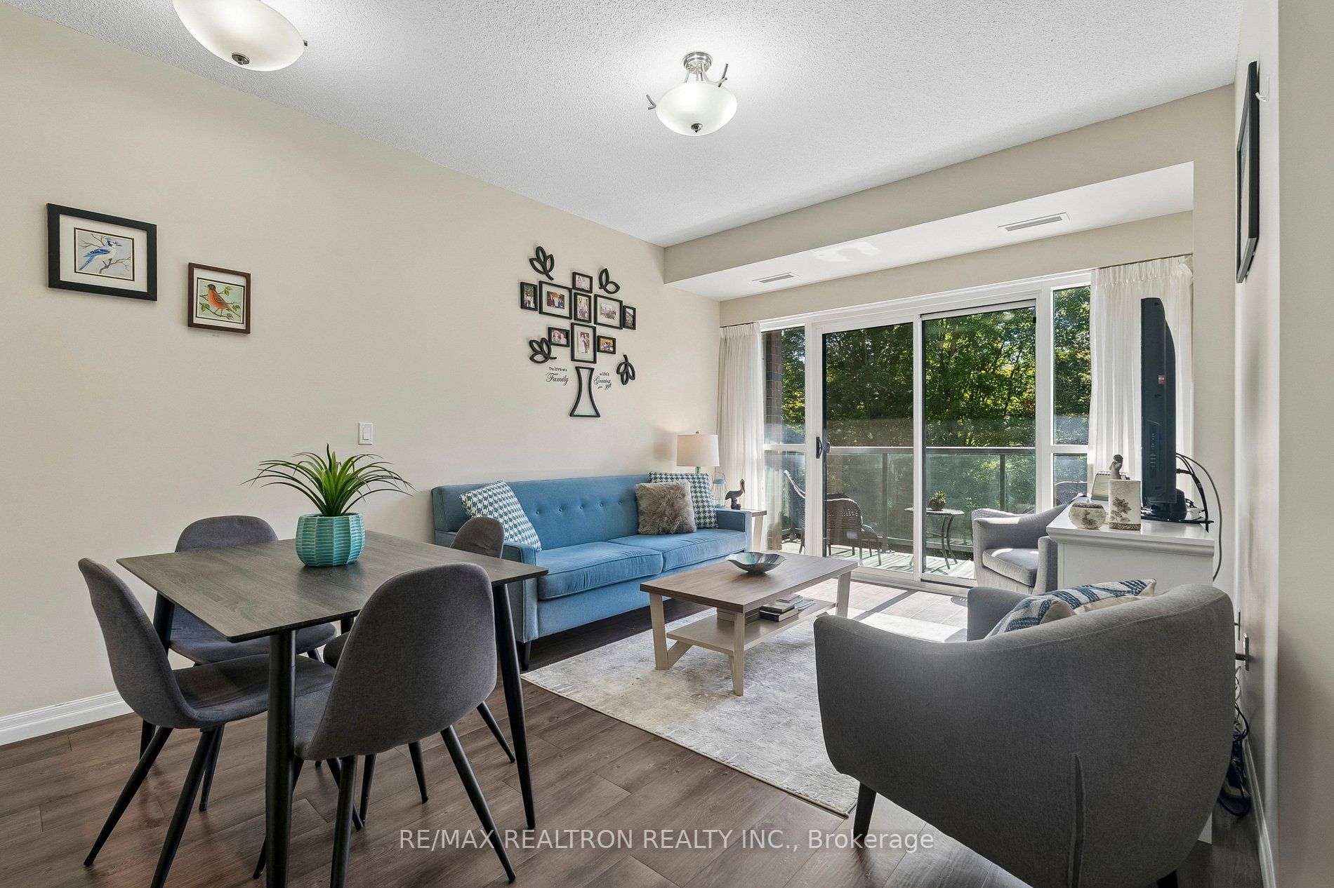 400 William Graham Drive 208 Property Photo 12