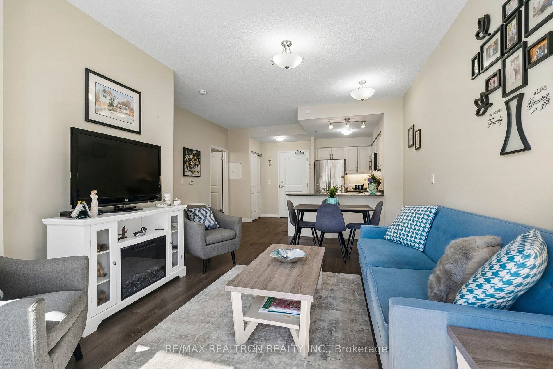 400 William Graham Drive 208 Property Photo 15