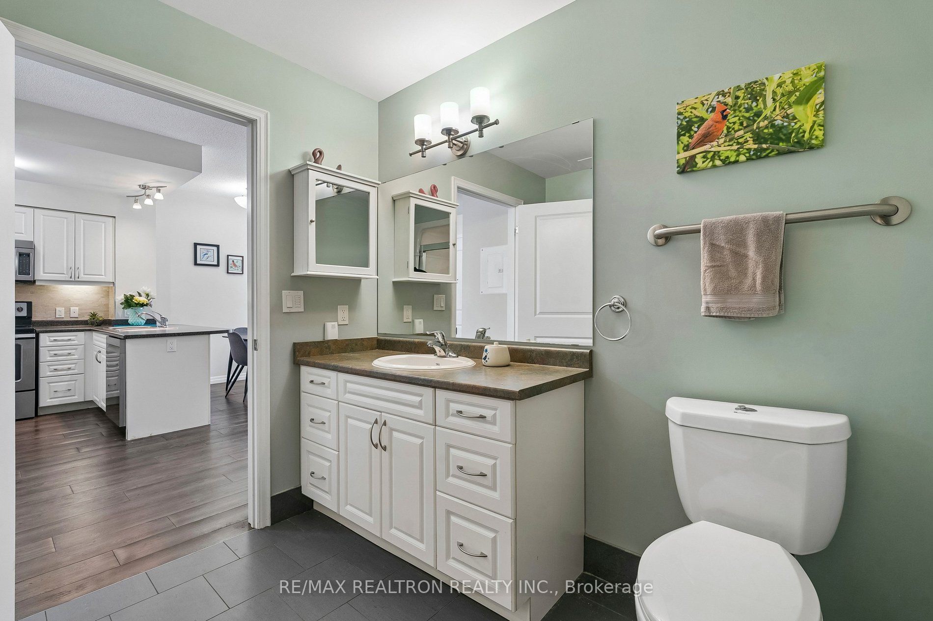 400 William Graham Drive 208 Property Photo 21