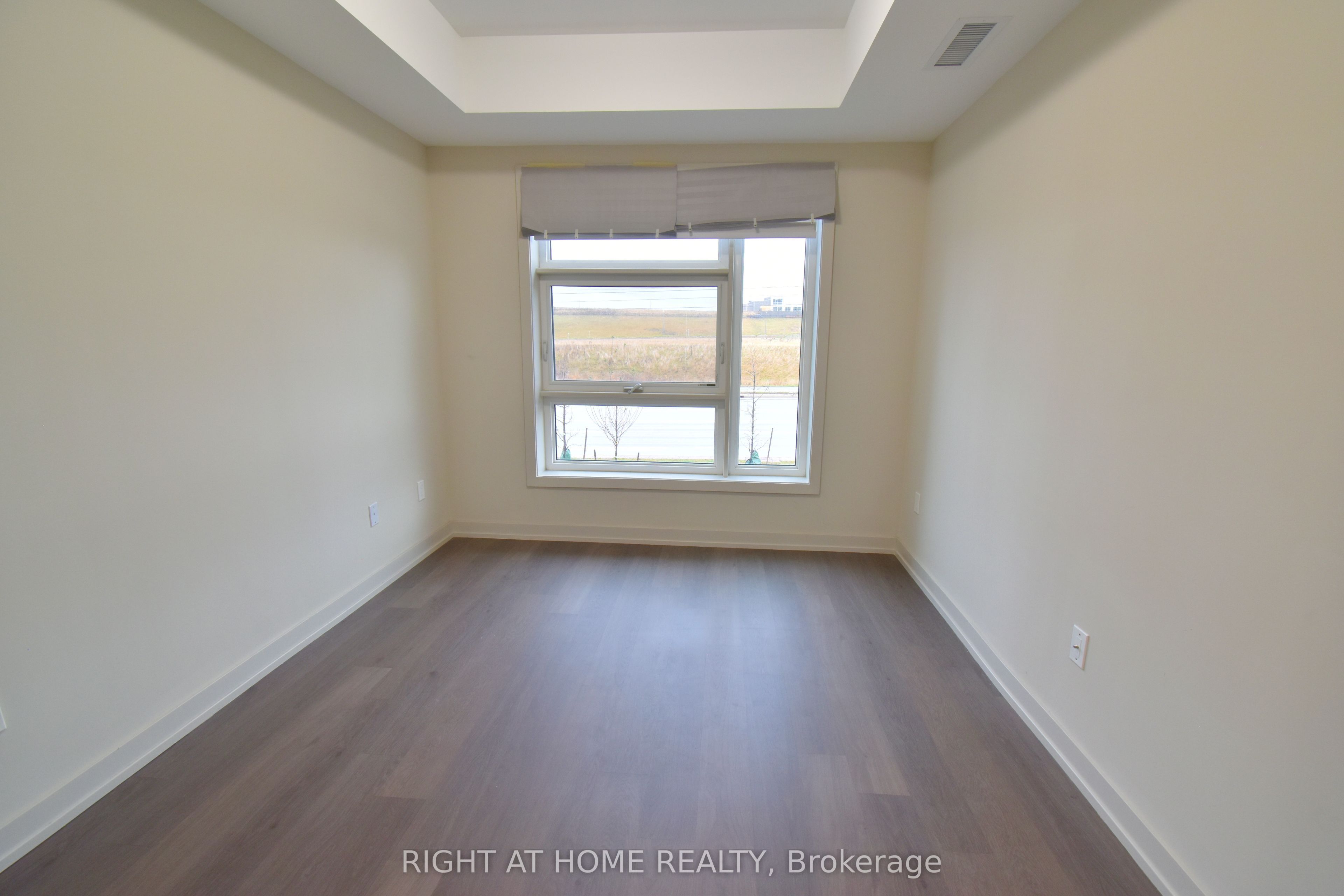 555 William Graham Drive 217 Property Photo 11