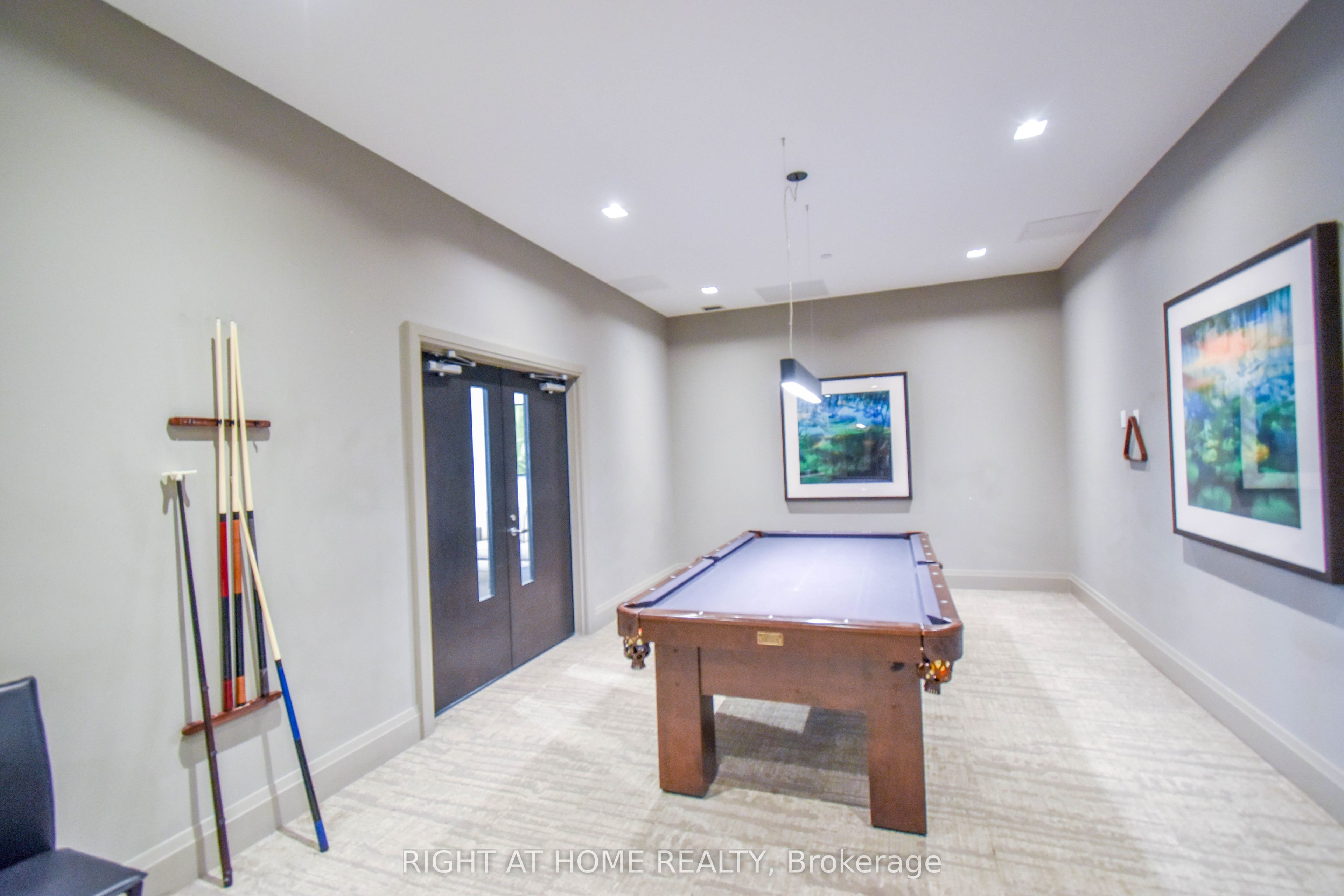 555 William Graham Drive 217 Property Photo 20