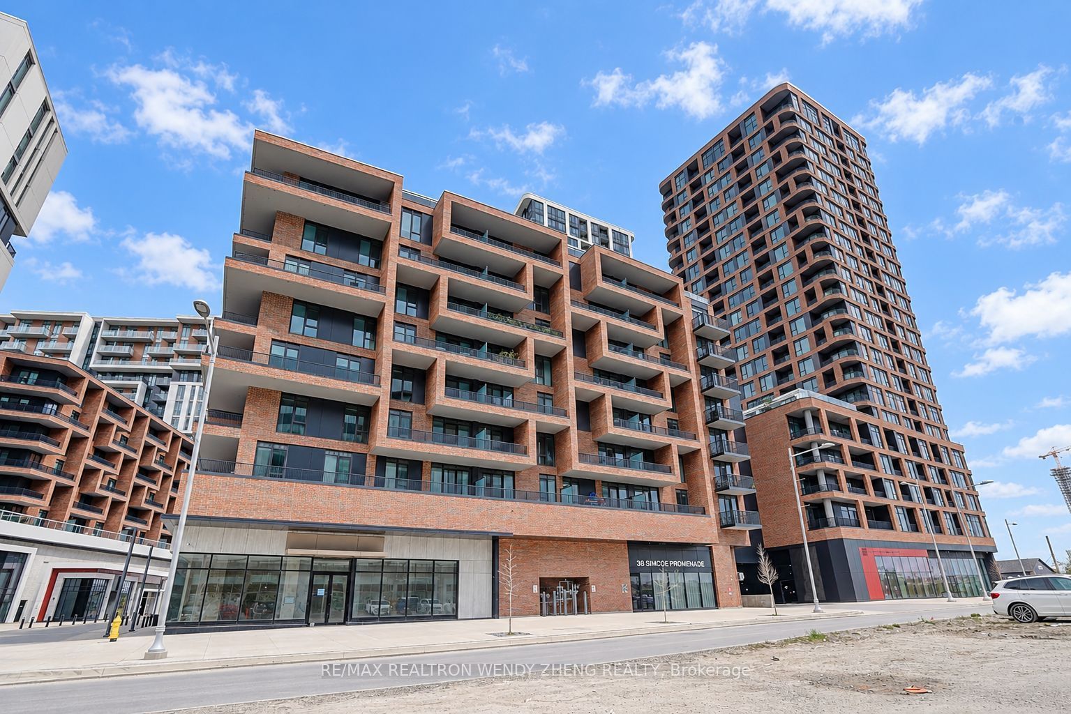 38 Simcoe Promenade N C503 Property Photo 1