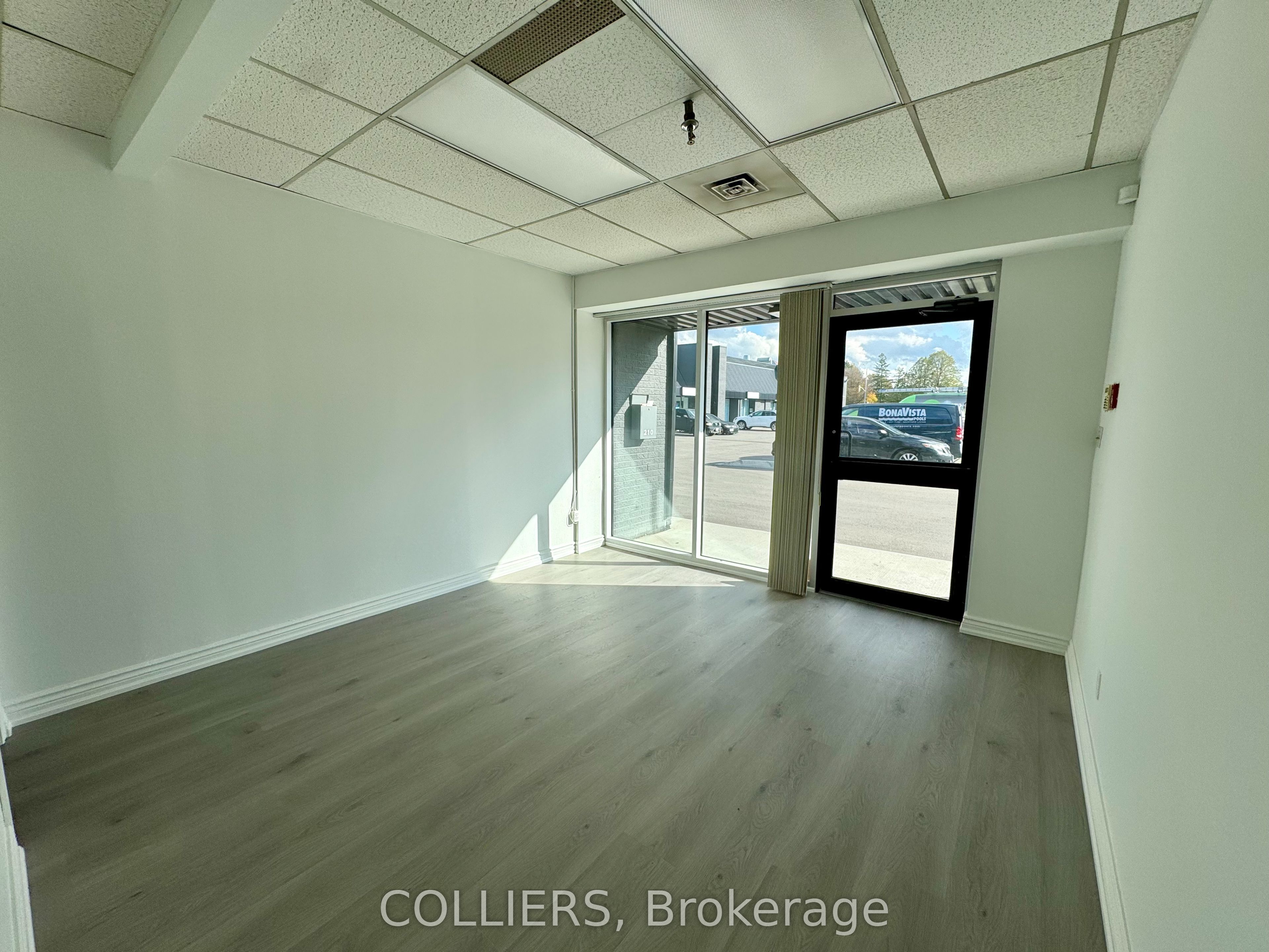 2600 John Street 219 Property Photo 3