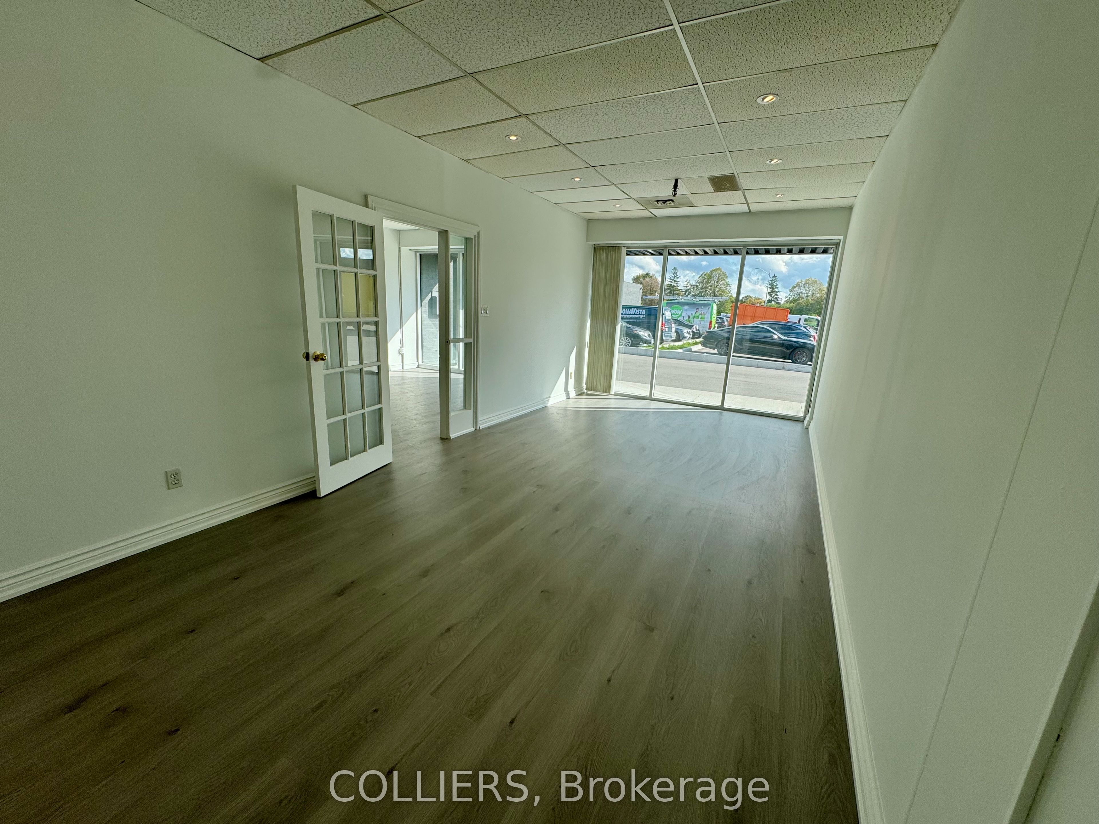 2600 John Street 219 Property Photo 4