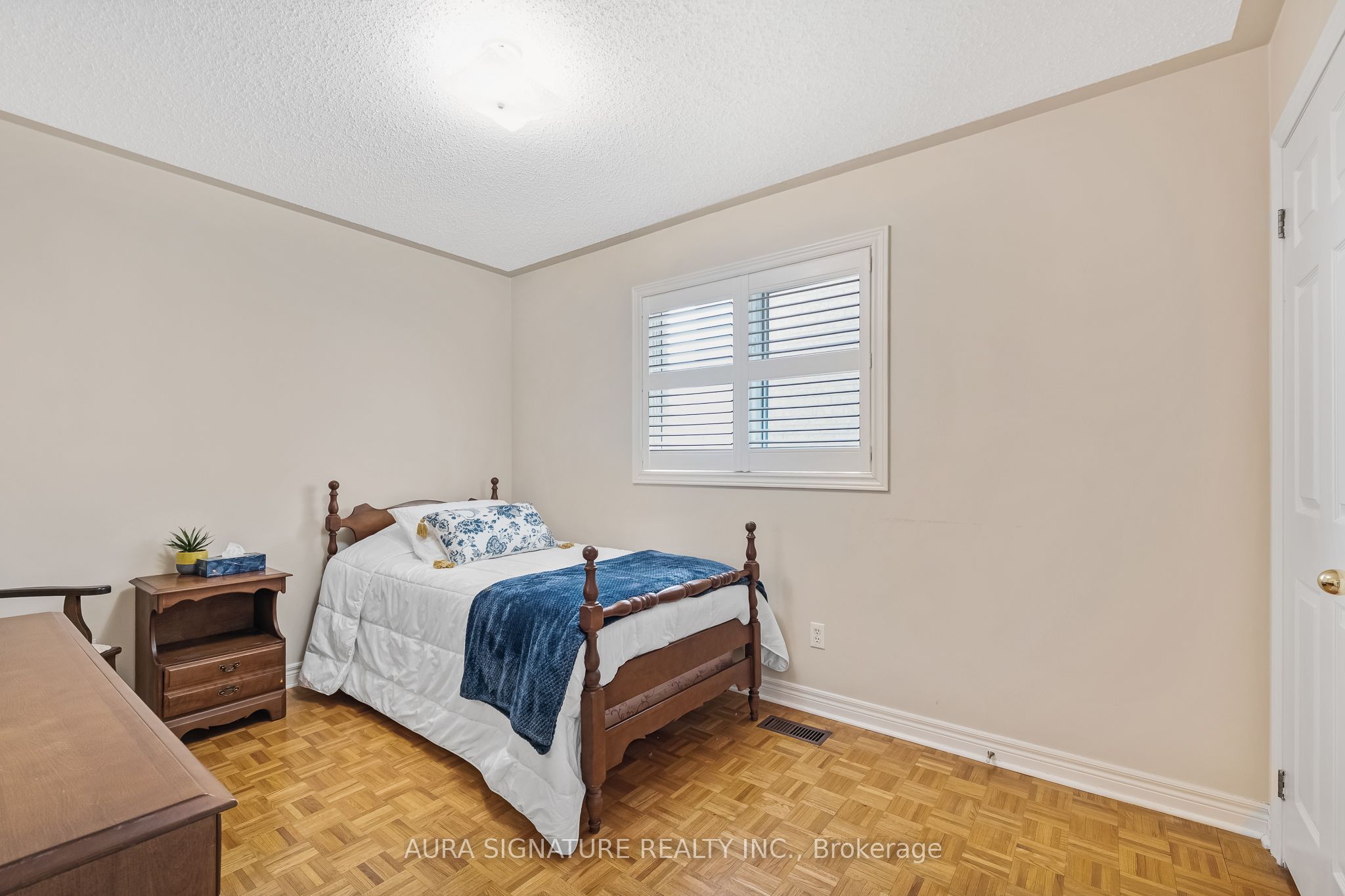 30 Graceview Court Property Photo 24