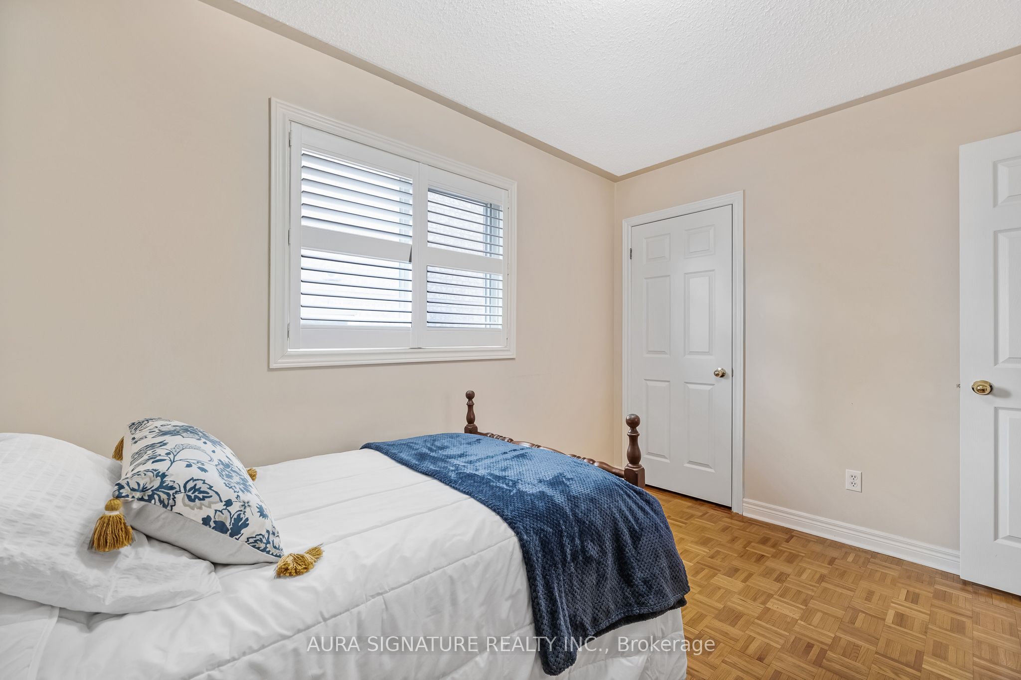 30 Graceview Court Property Photo 25