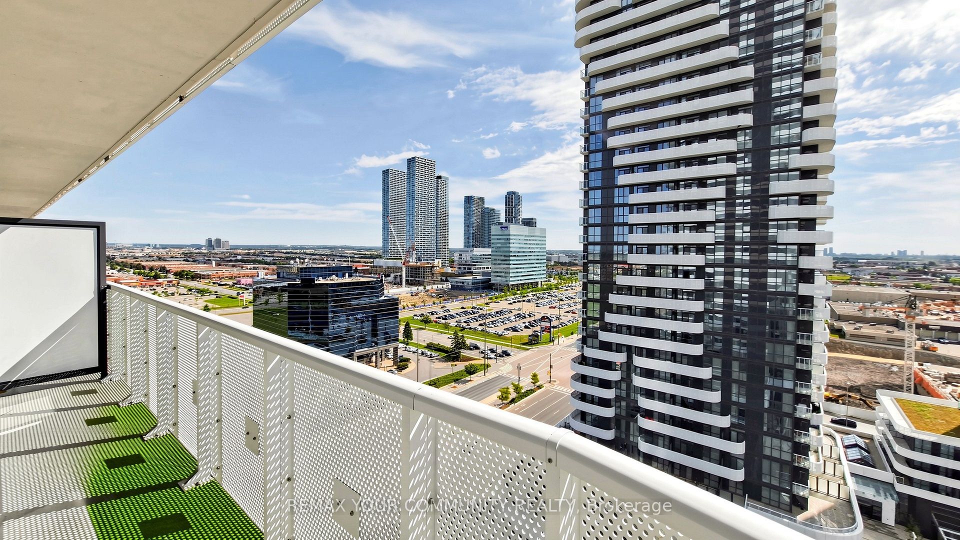 225 Commerce Street 1702 Property Photo 23