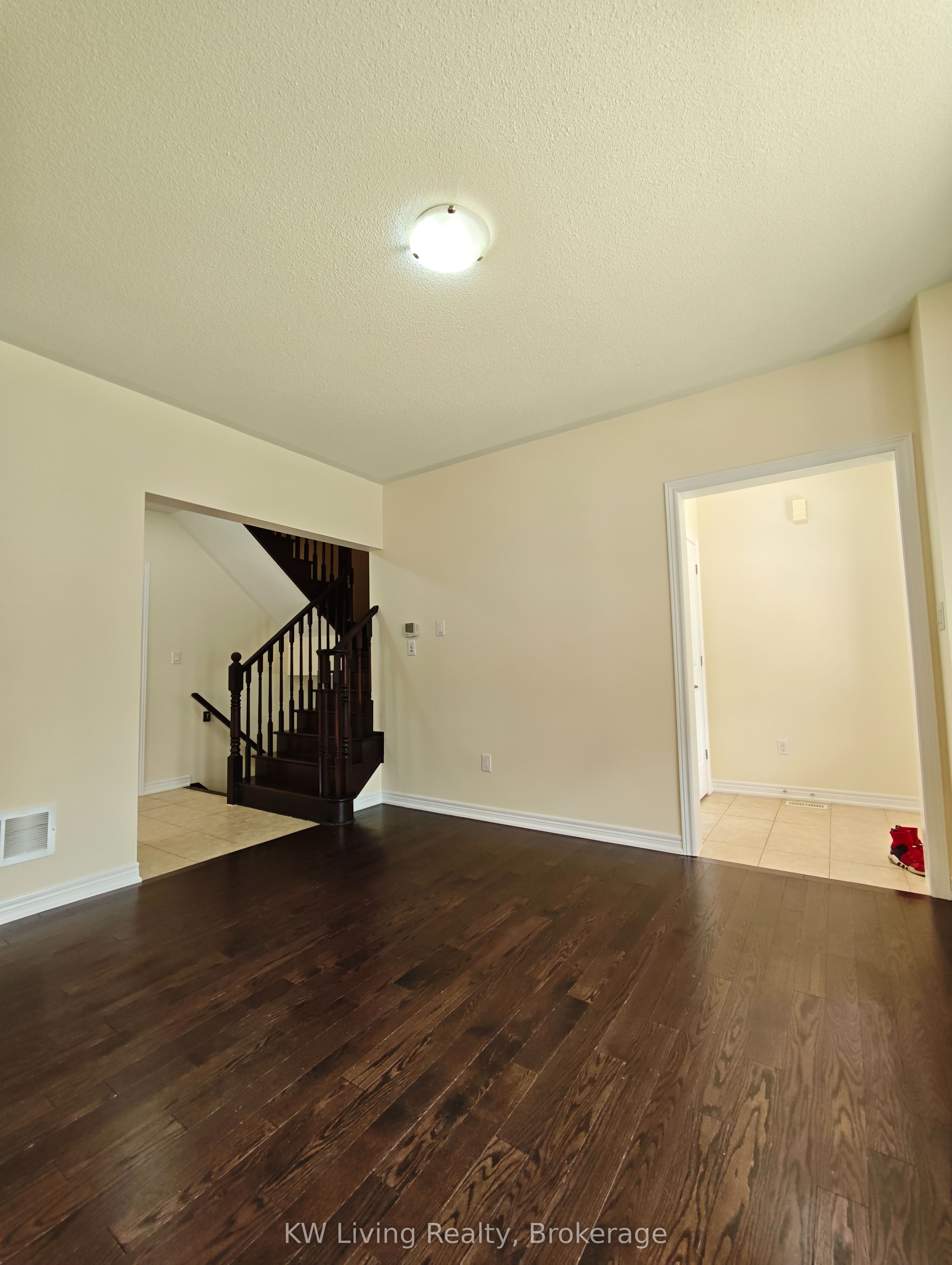 109 Cornwall Drive Property Photo 3