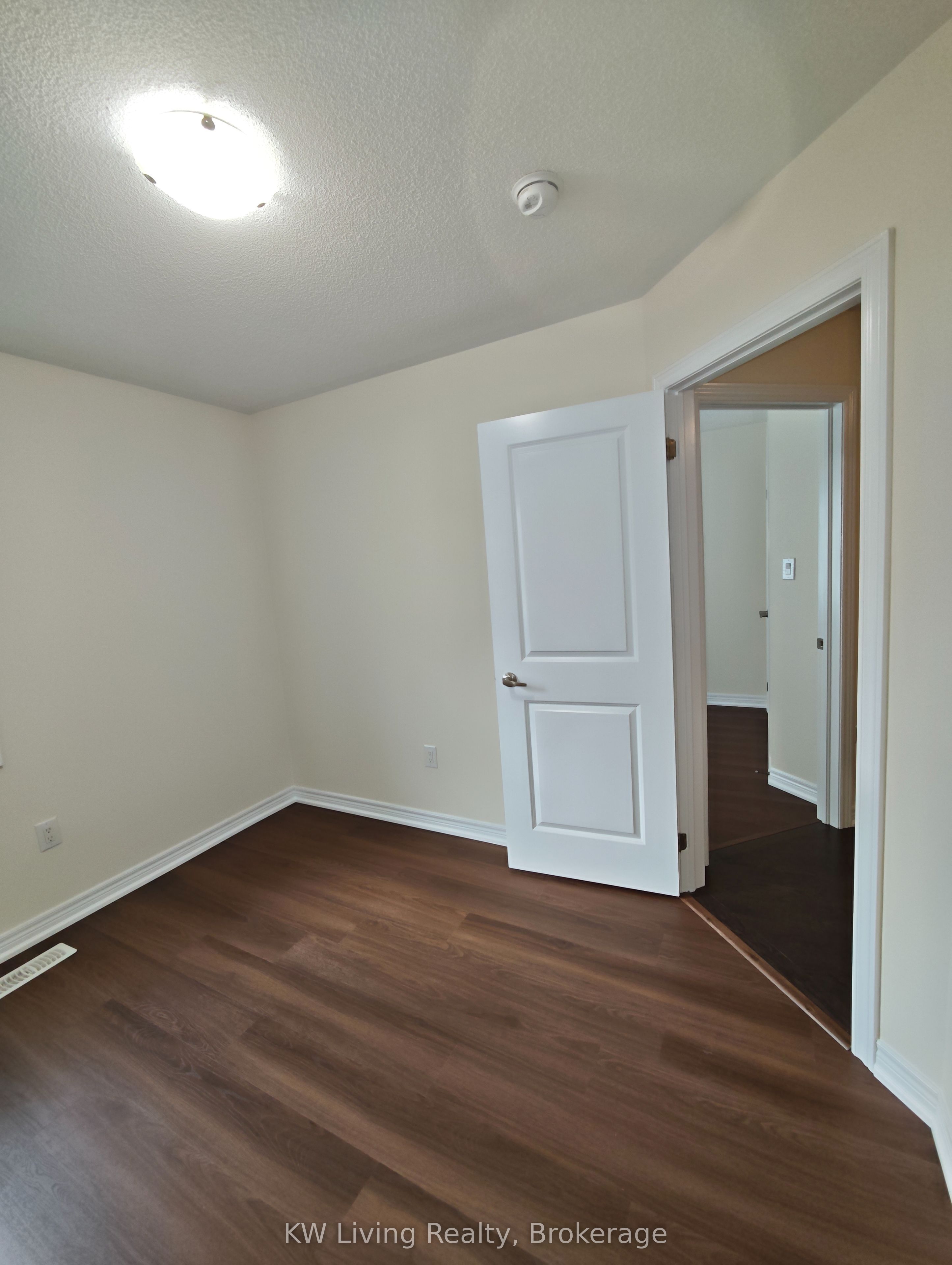 109 Cornwall Drive Property Photo 29