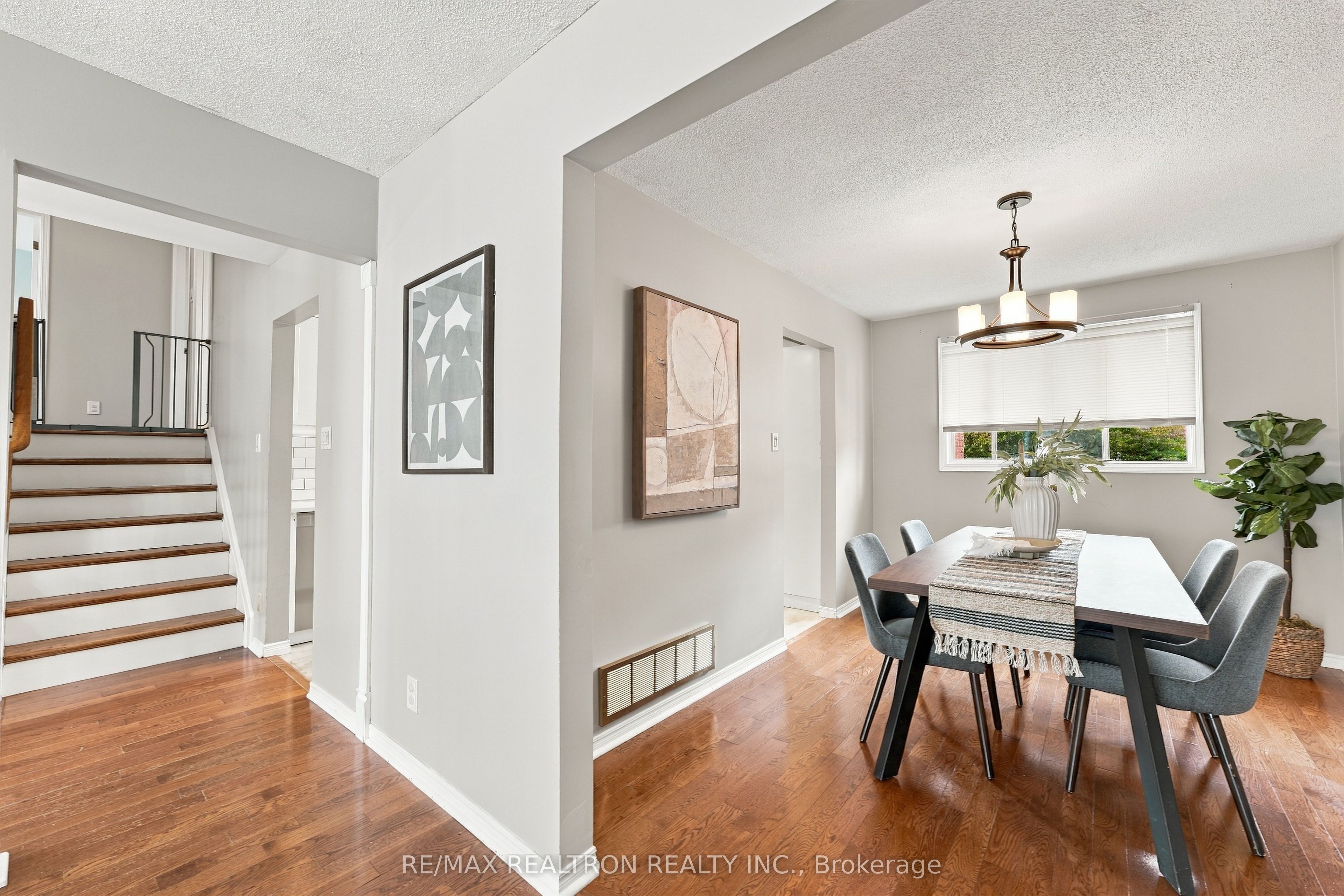 18 Castille Crescent Property Photo 13