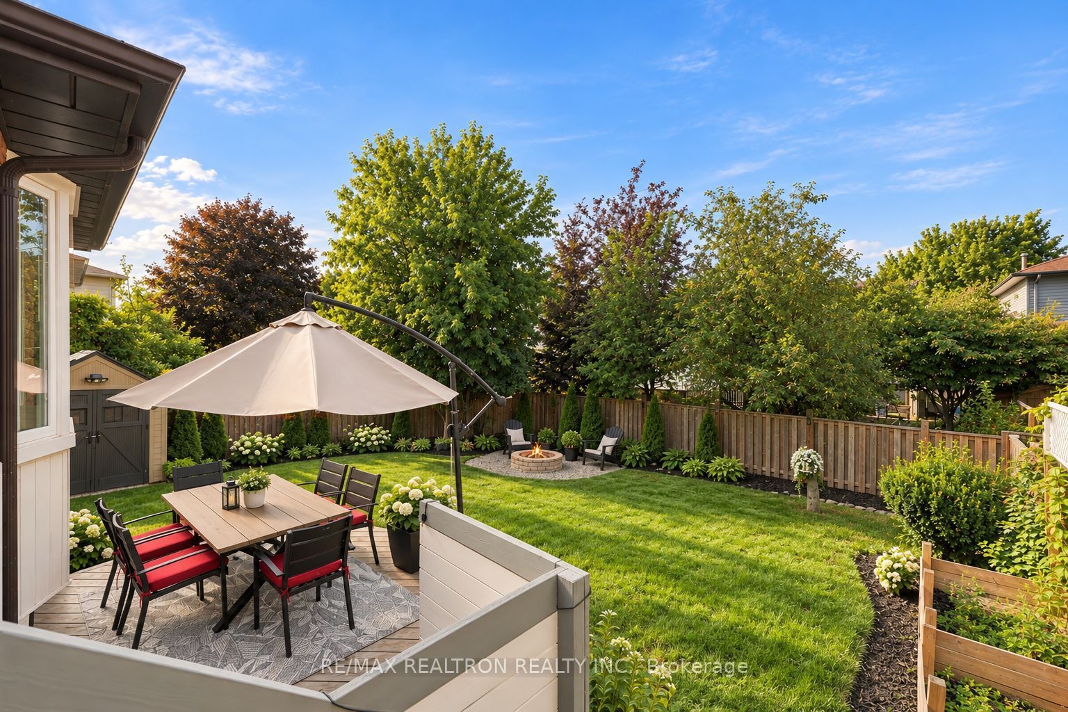 18 Castille Crescent Property Photo 32