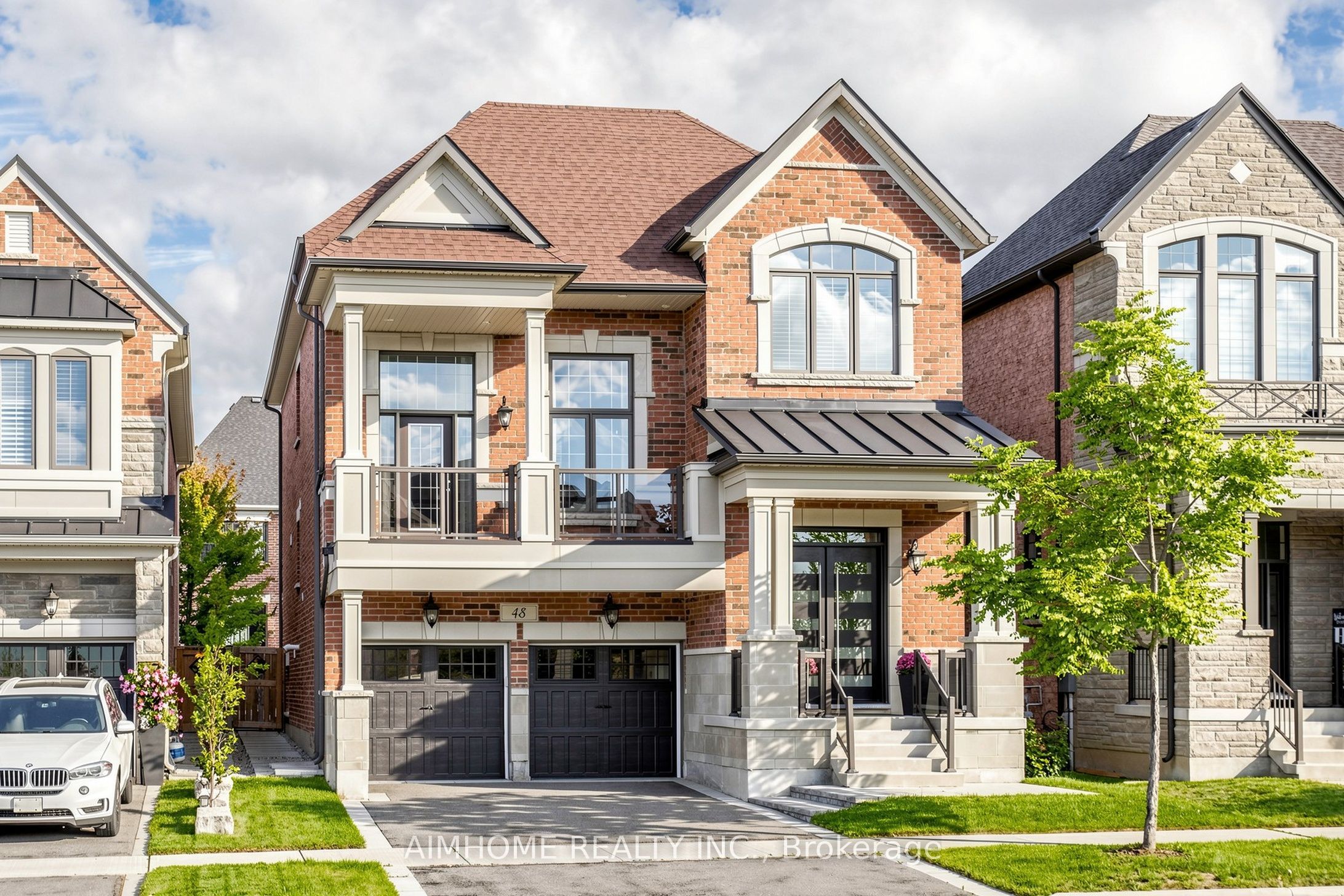 48 Pierre Berton Boulevard Property Photo 1