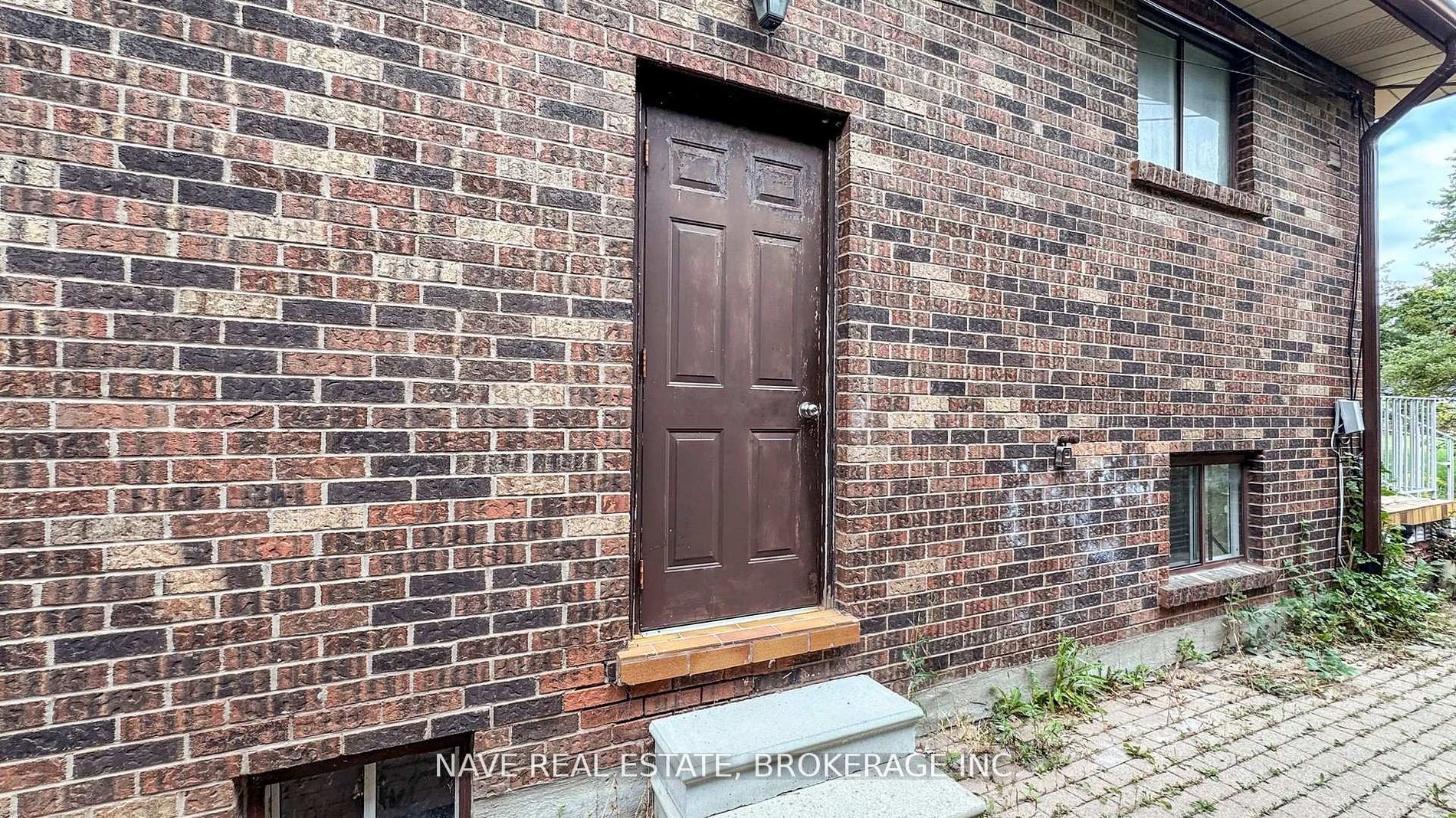 9747 Bathurst Street Property Photo 17