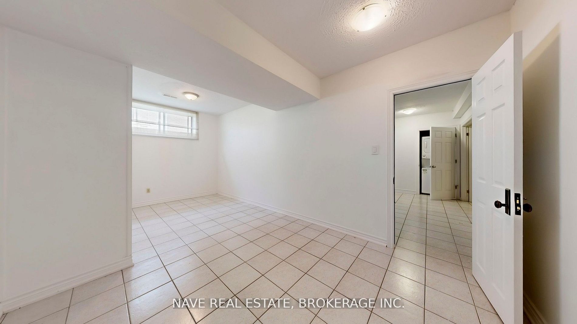 9747 Bathurst Street Property Photo 29