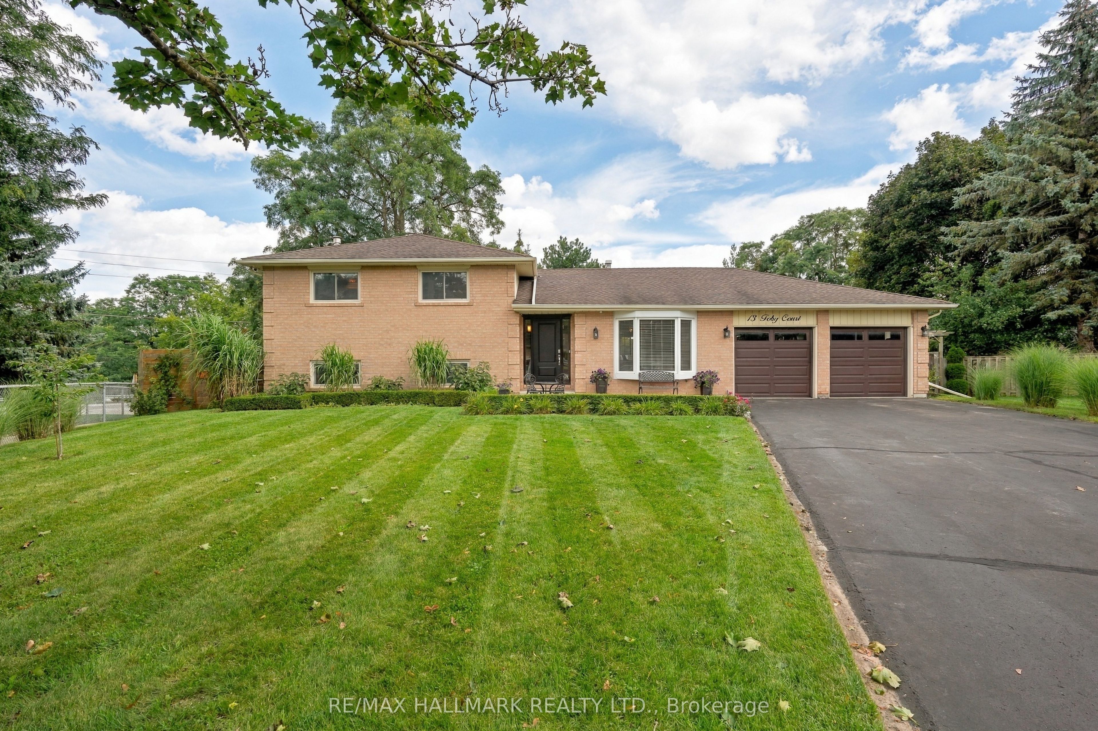 13 Toby Court Property Photo 2