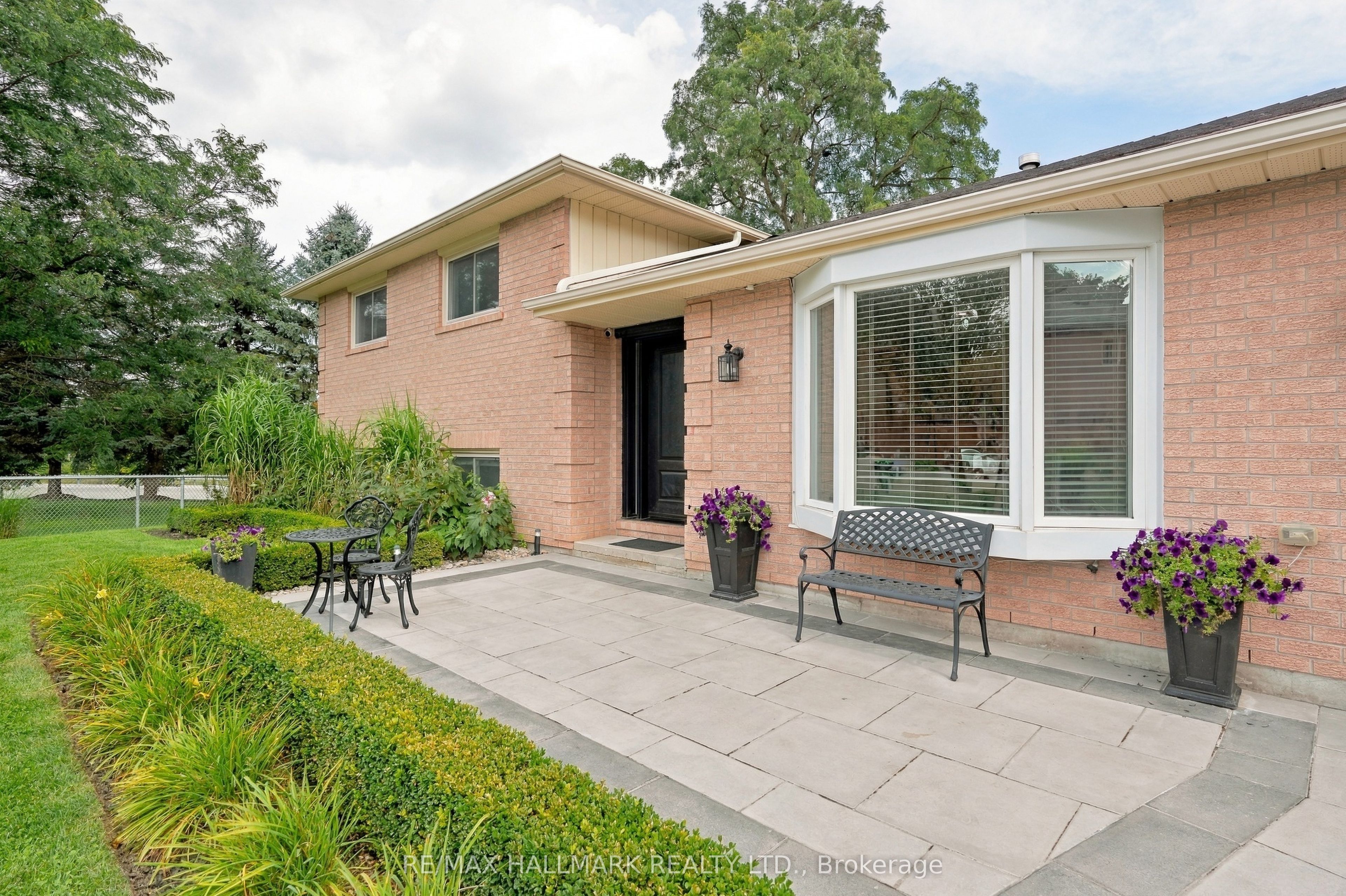 13 Toby Court Property Photo 4