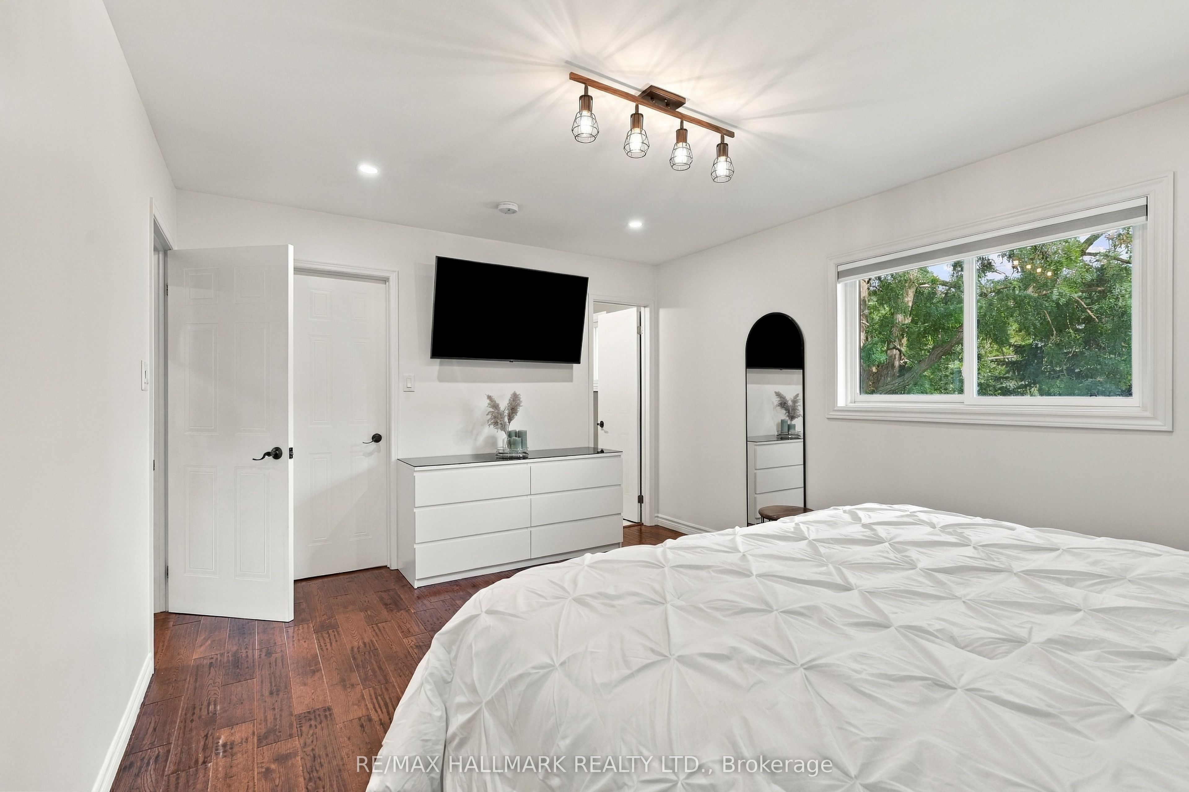 13 Toby Court Property Photo 24