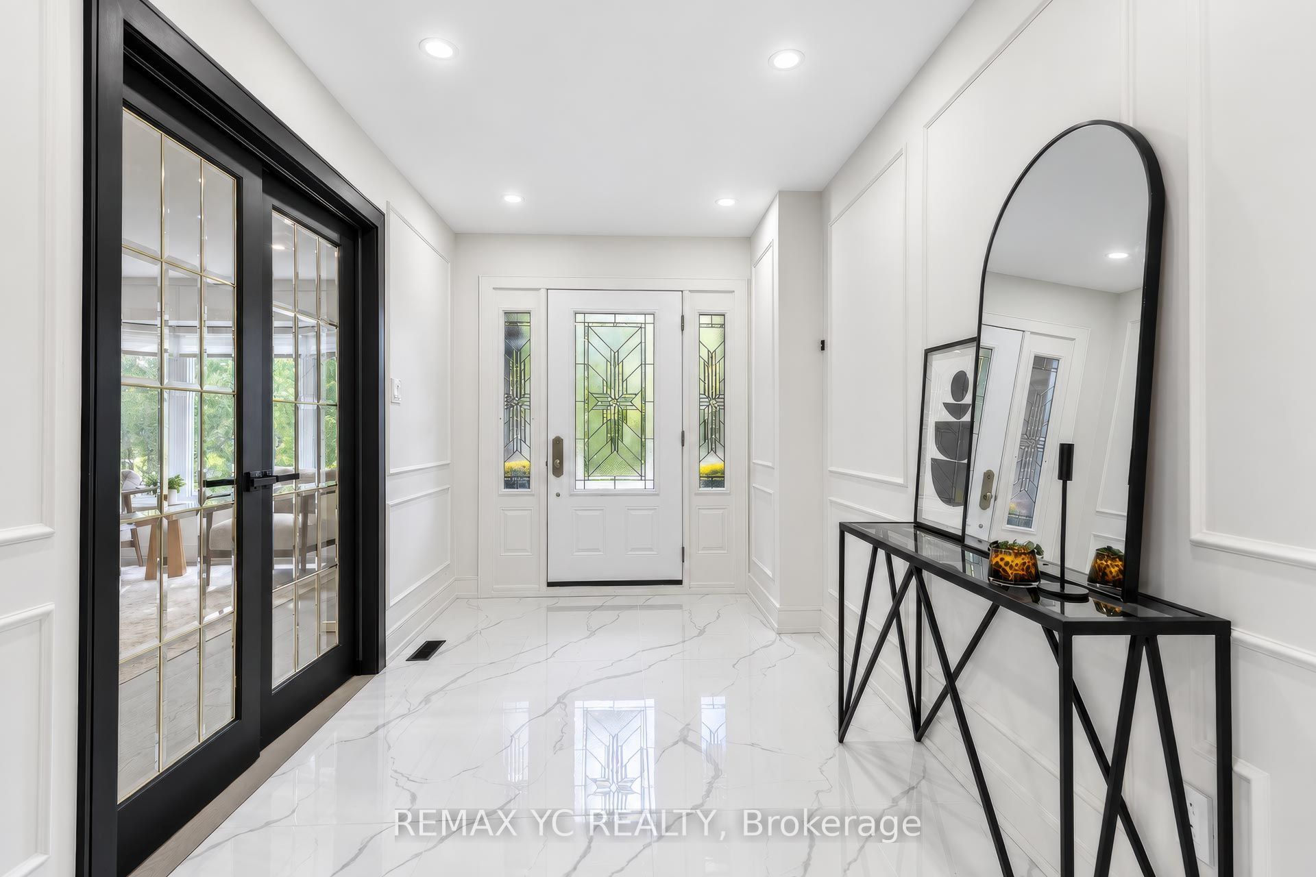 4 Simmons Crescent Property Photo 4