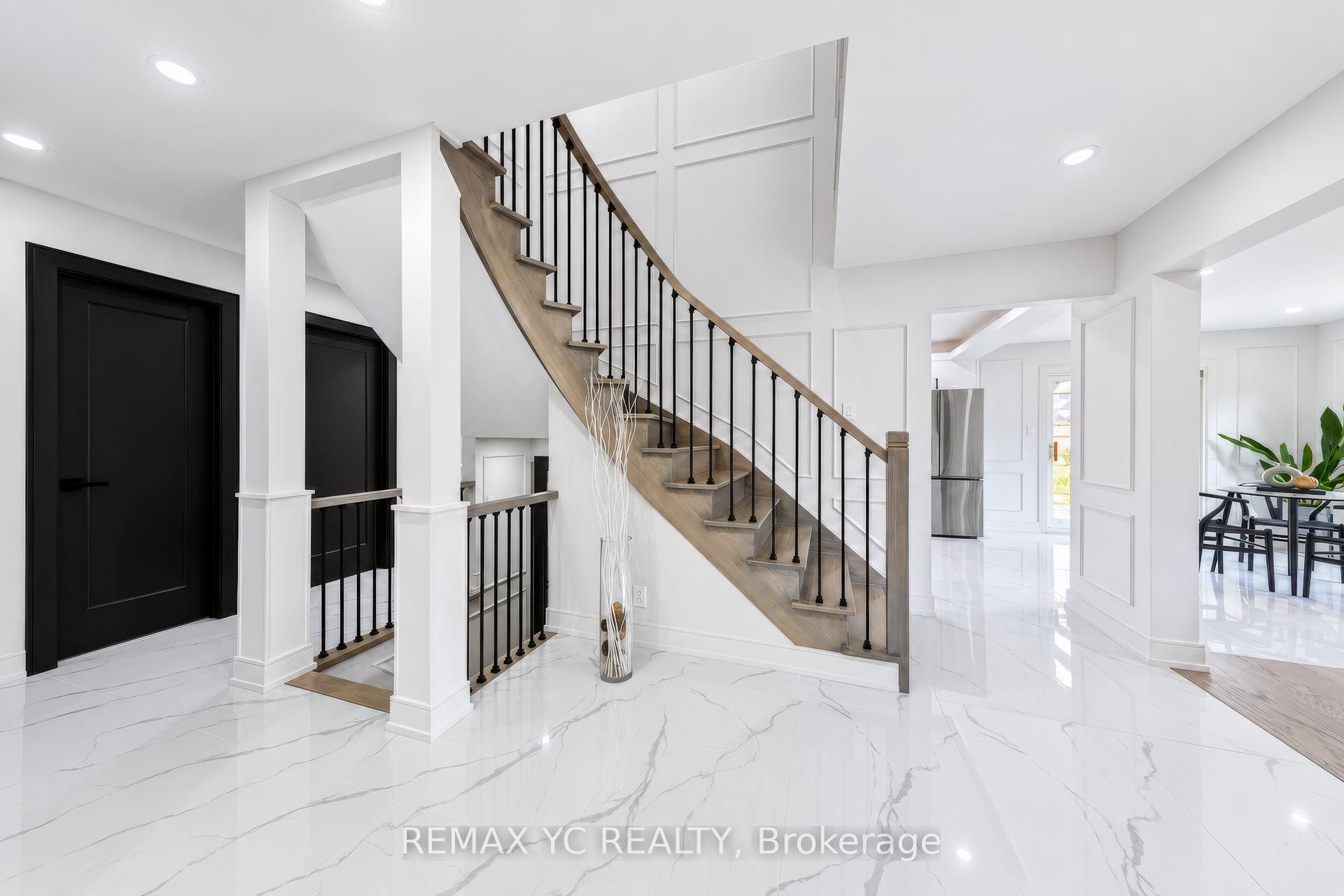 4 Simmons Crescent Property Photo 6