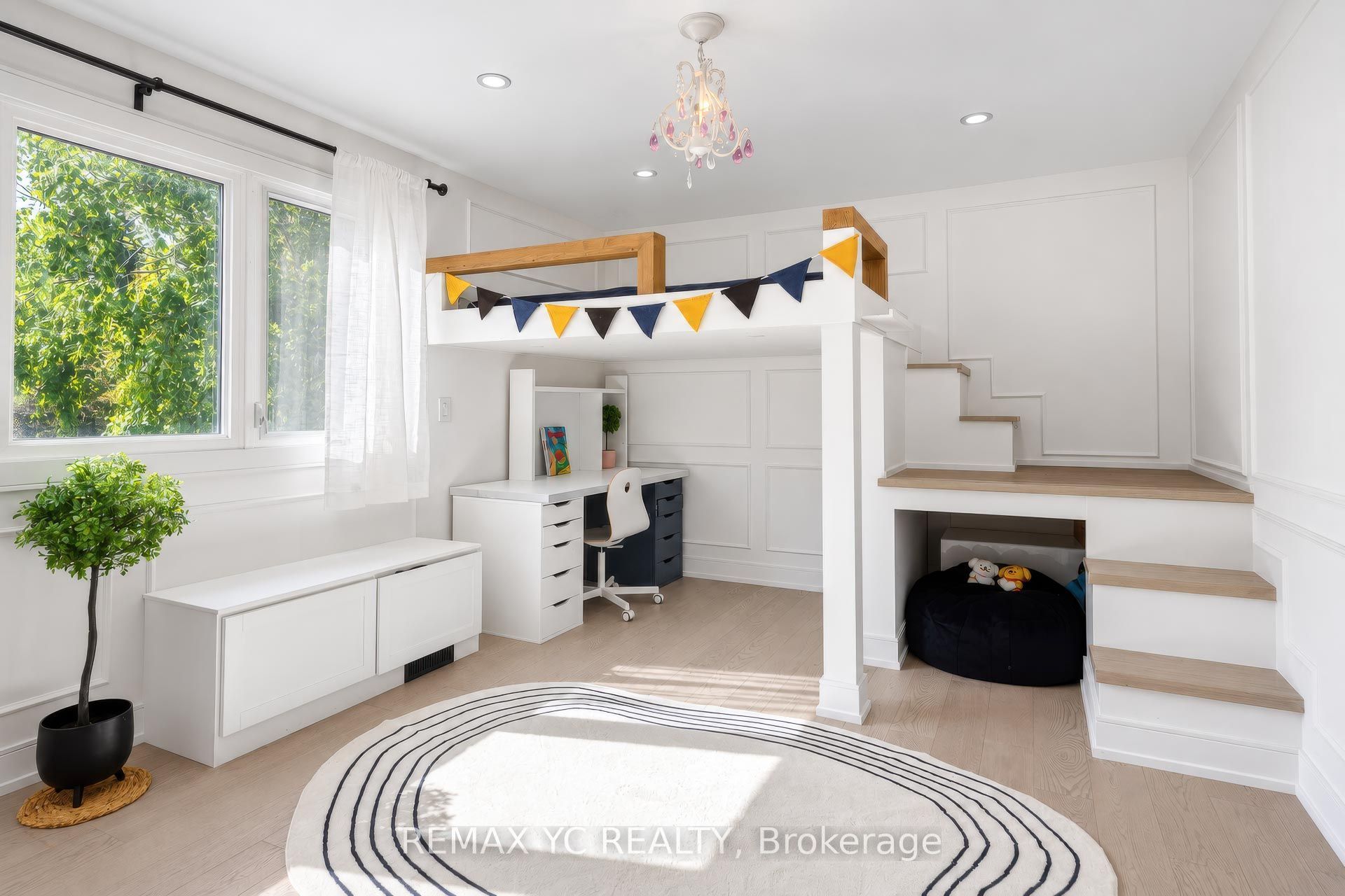 4 Simmons Crescent Property Photo 24