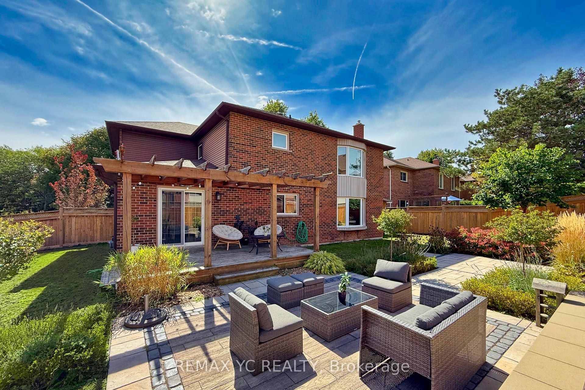 4 Simmons Crescent Property Photo 33