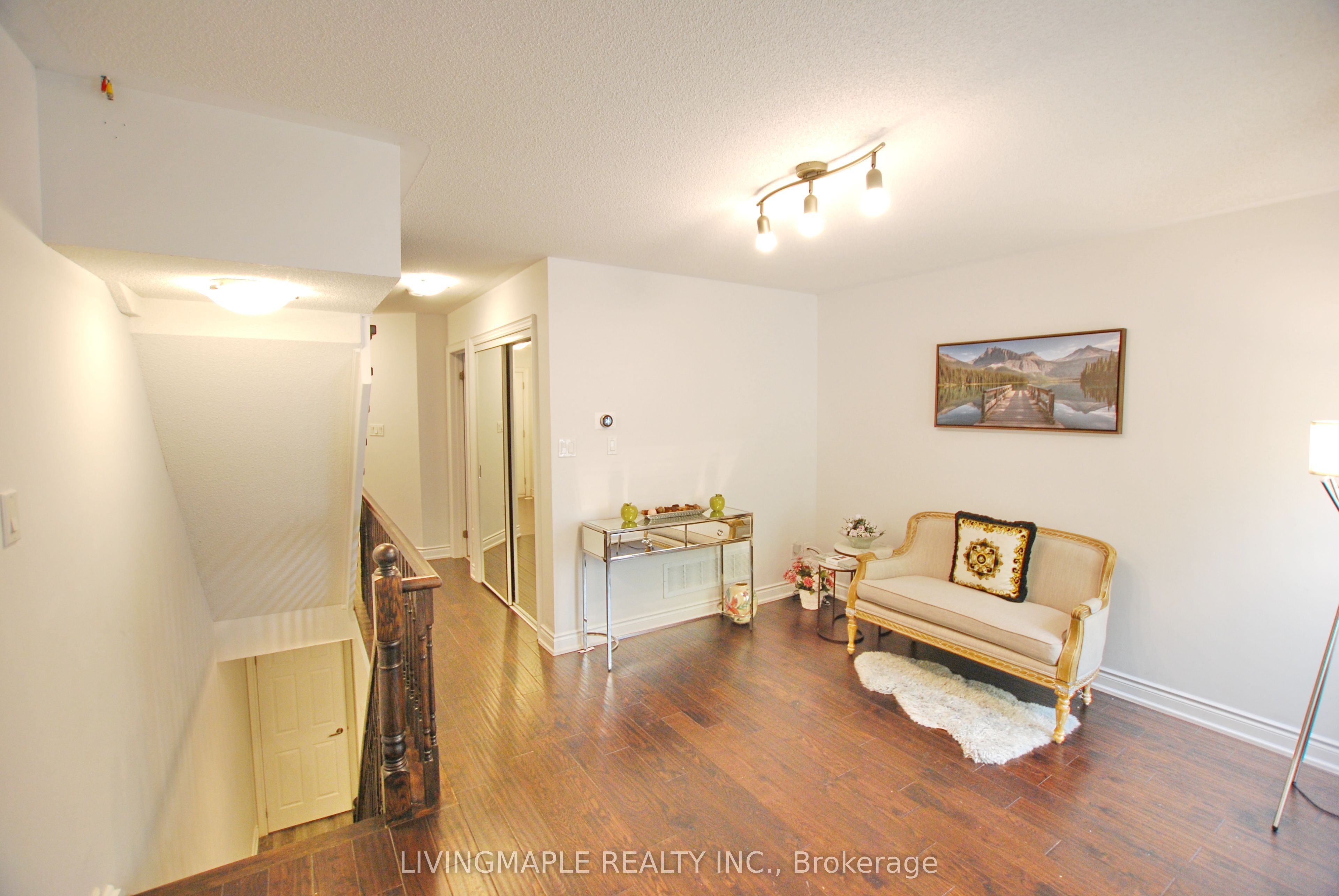 26 Times Avenue Property Photo 5