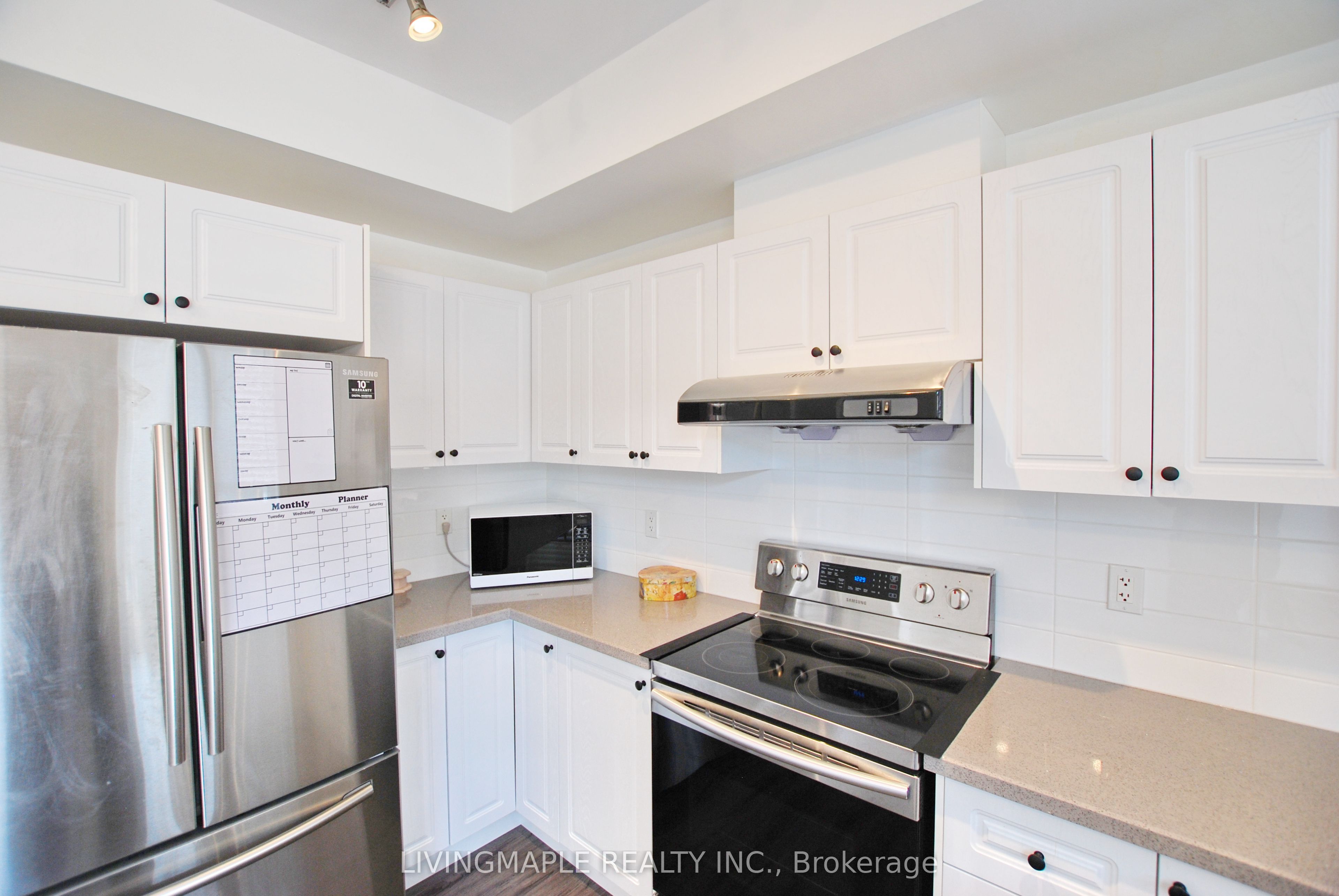 26 Times Avenue Property Photo 18