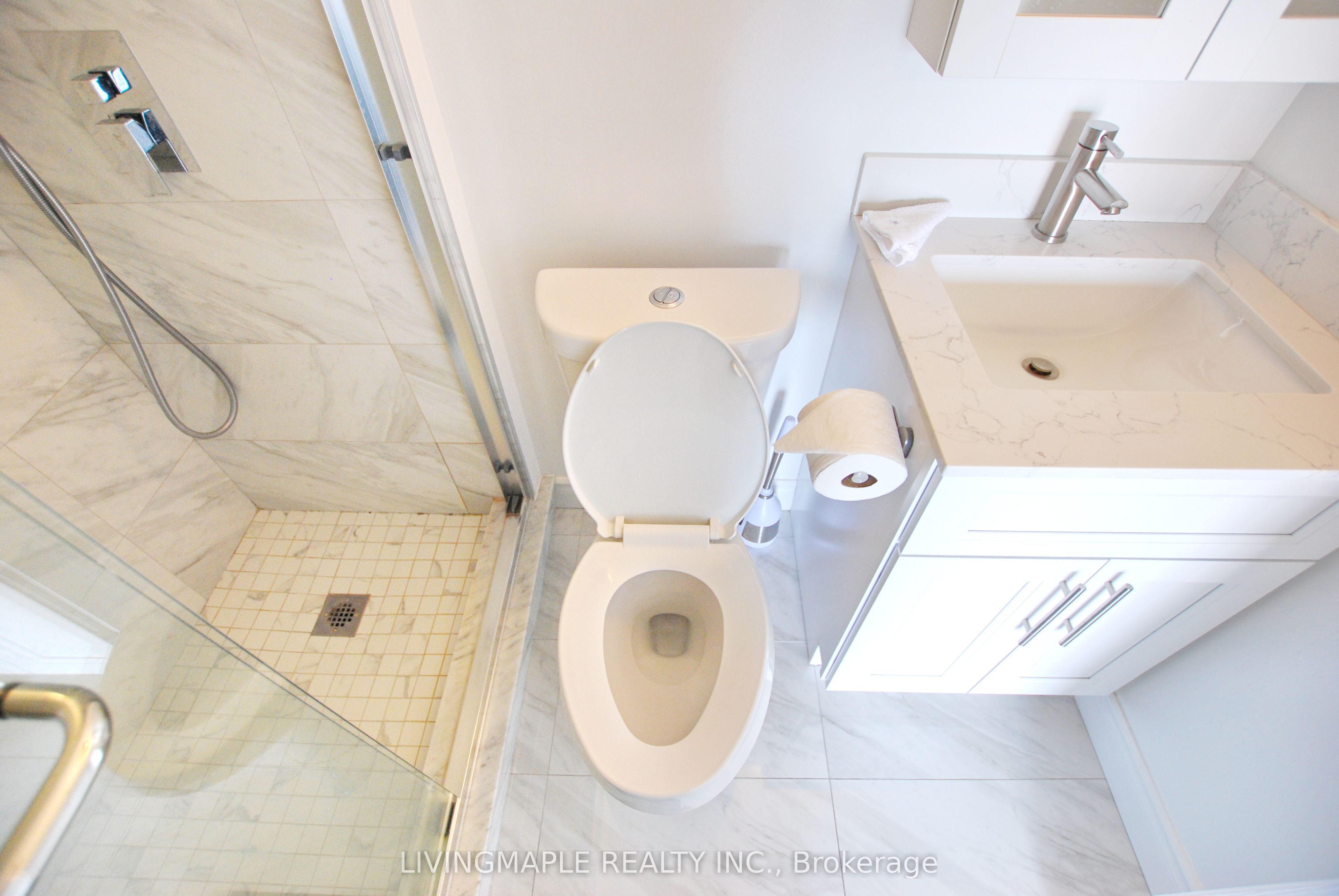 26 Times Avenue Property Photo 28