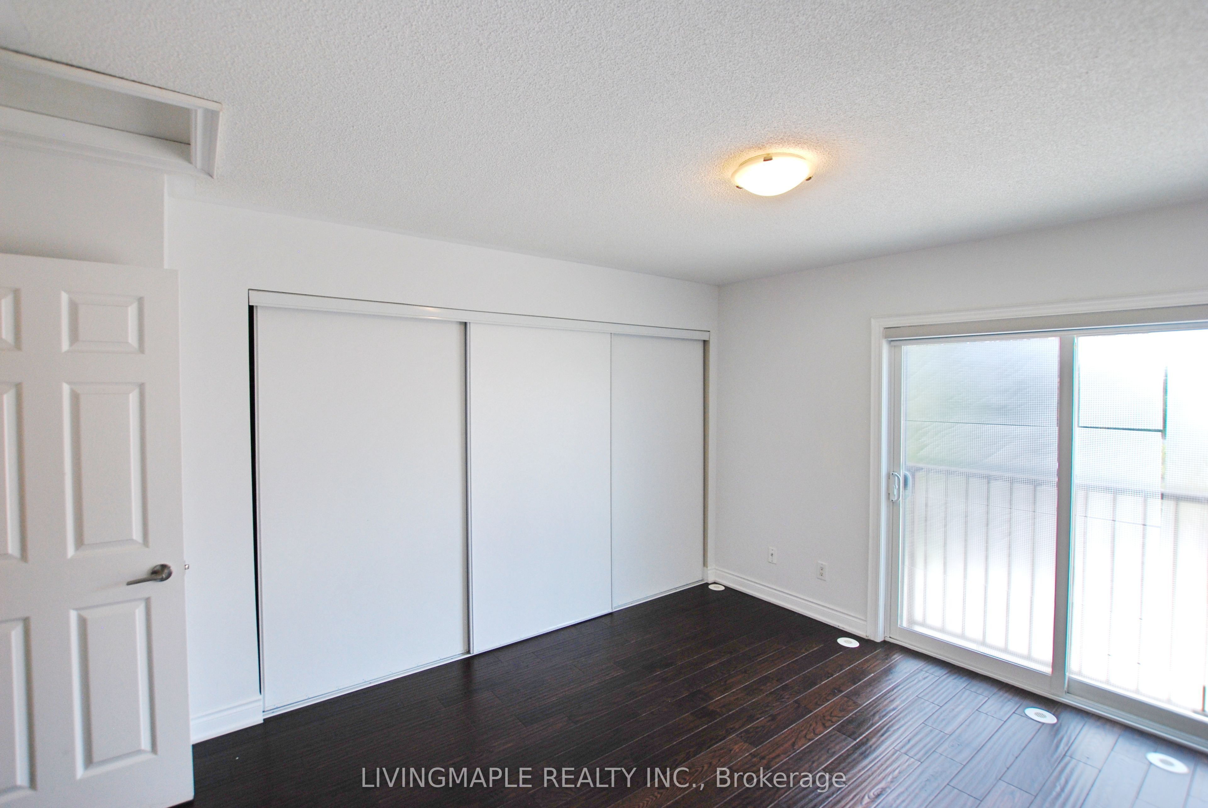 26 Times Avenue Property Photo 30