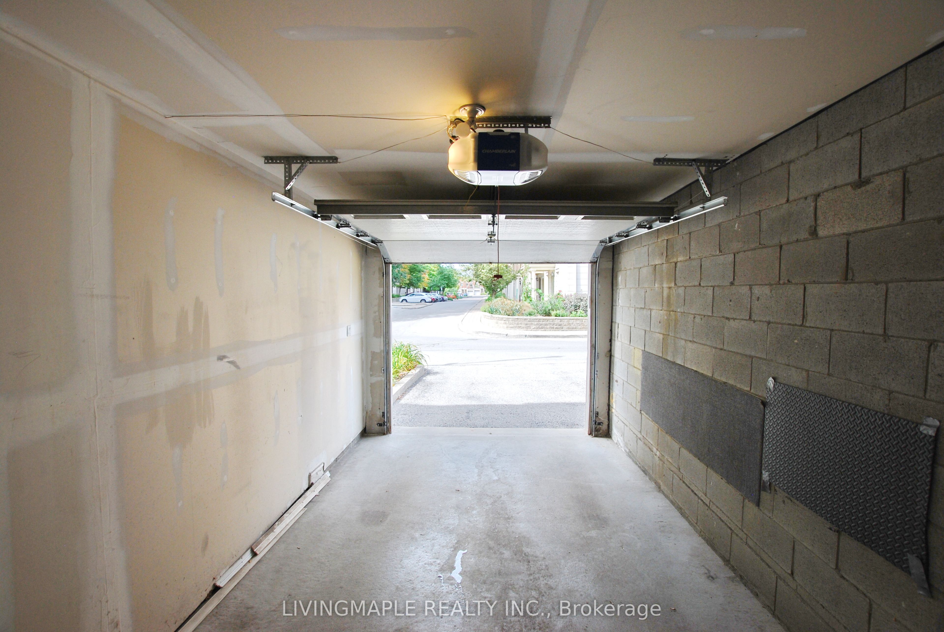 26 Times Avenue Property Photo 39