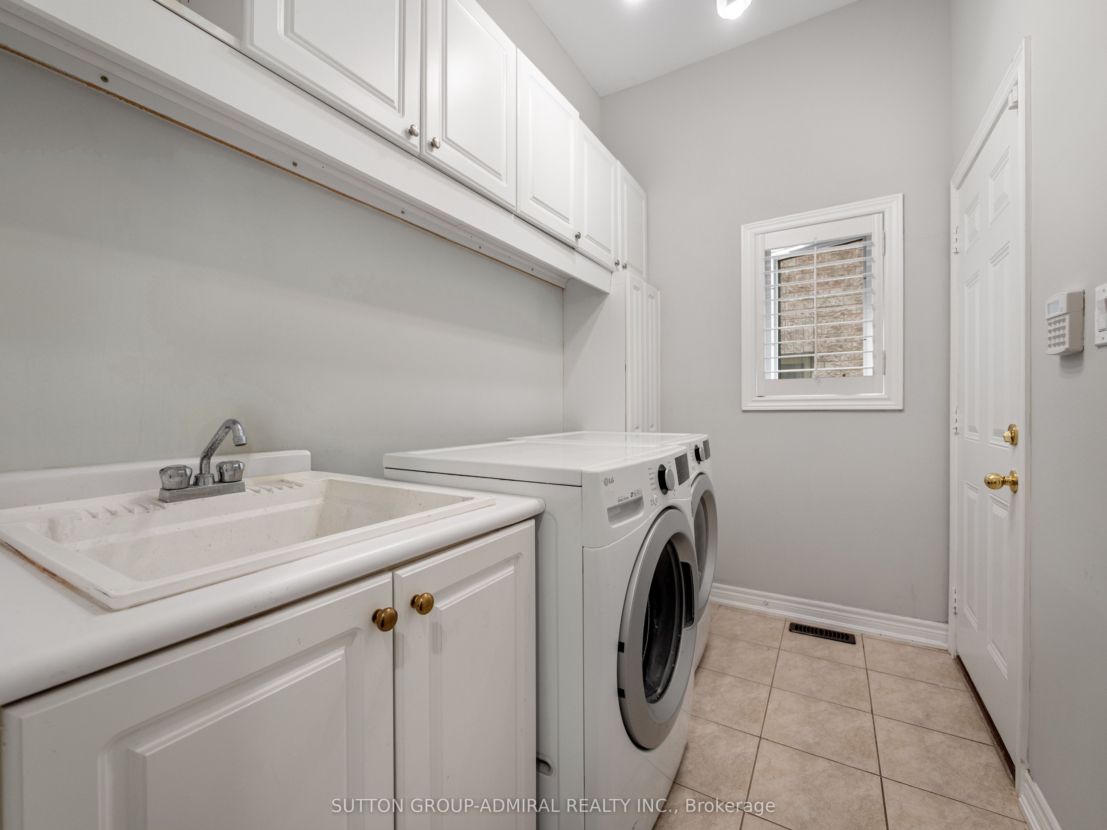 16 Craigvale Street Property Photo 18