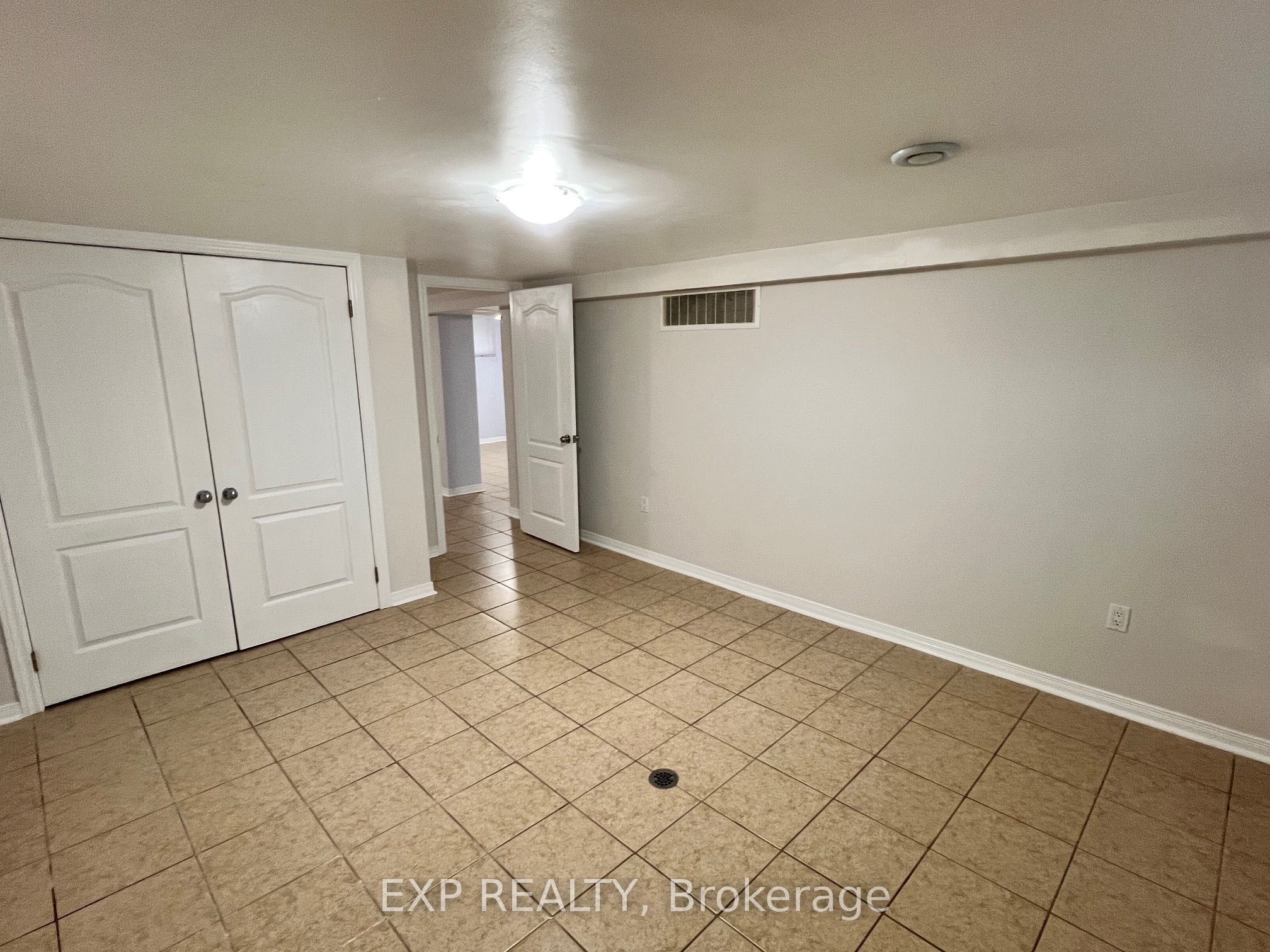 205 Simcoe Road Lower Property Photo 12
