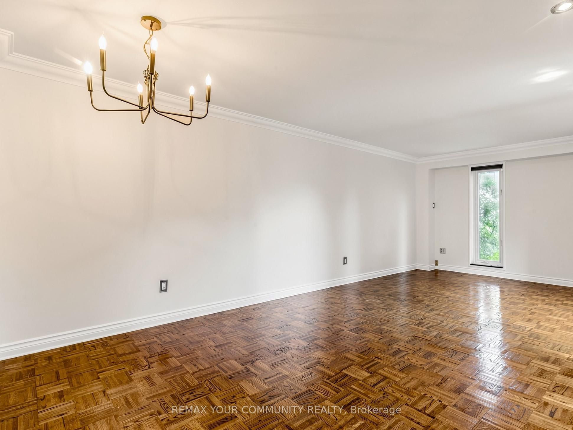 75 St. Andrews Court Property Photo 3