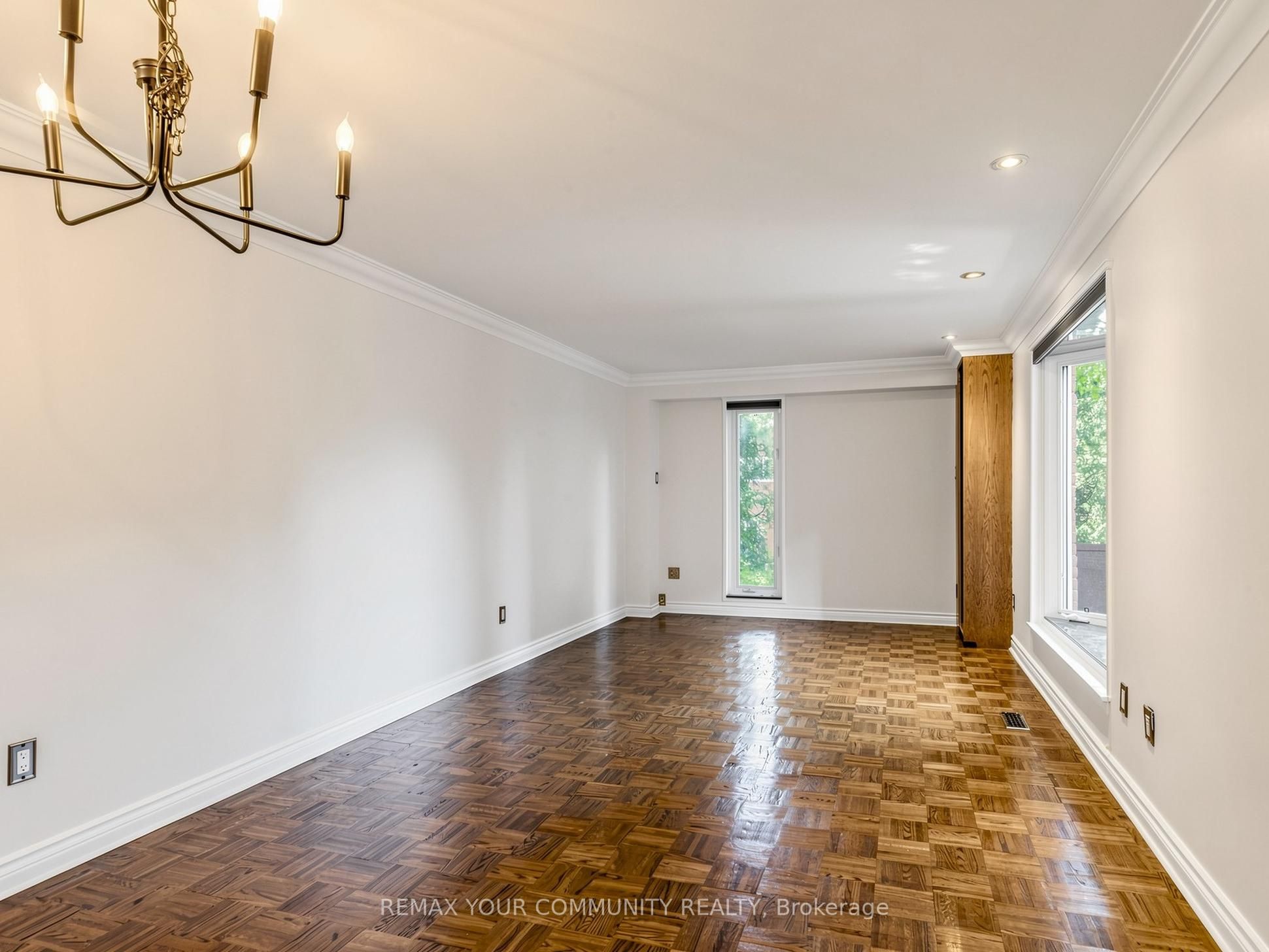 75 St. Andrews Court Property Photo 4