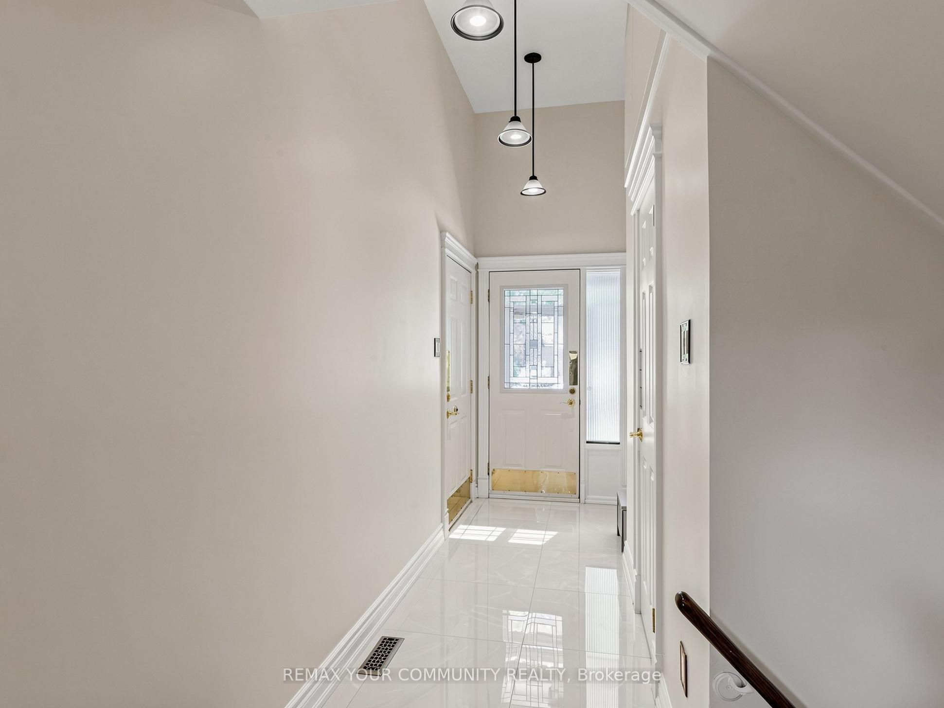 75 St. Andrews Court Property Photo 16