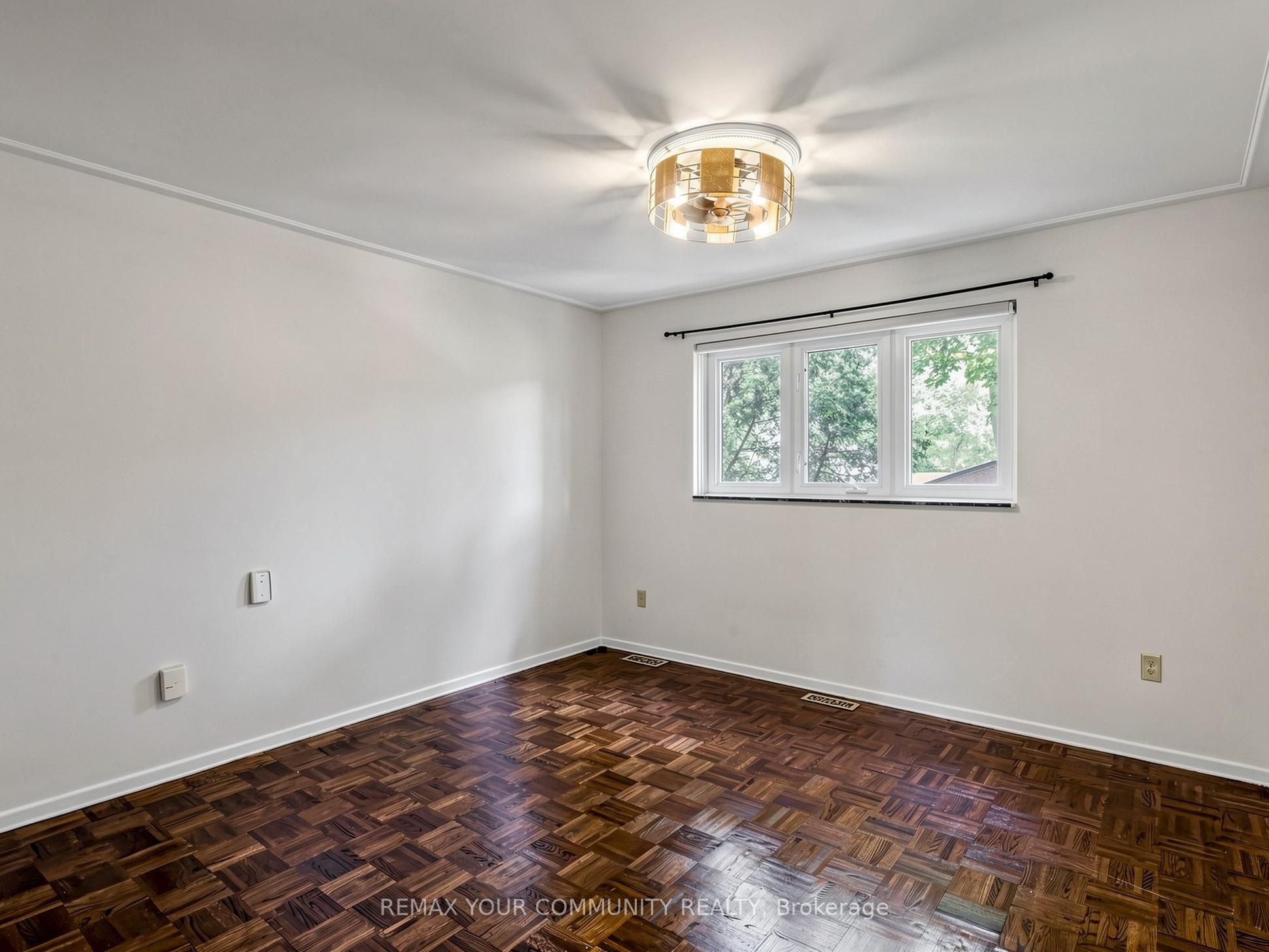 75 St. Andrews Court Property Photo 30