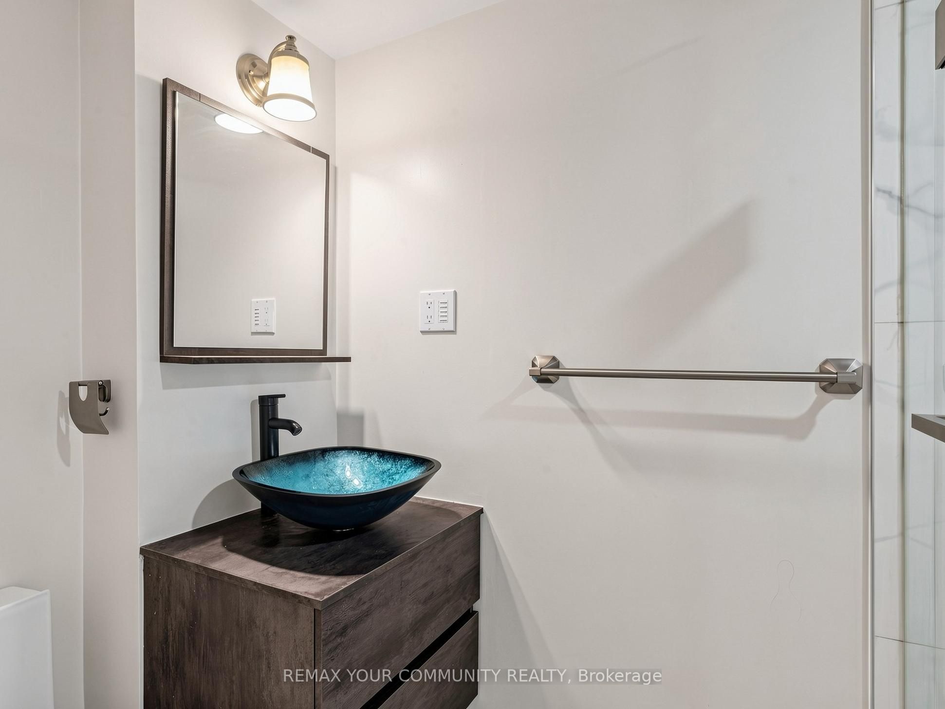 75 St. Andrews Court Property Photo 41