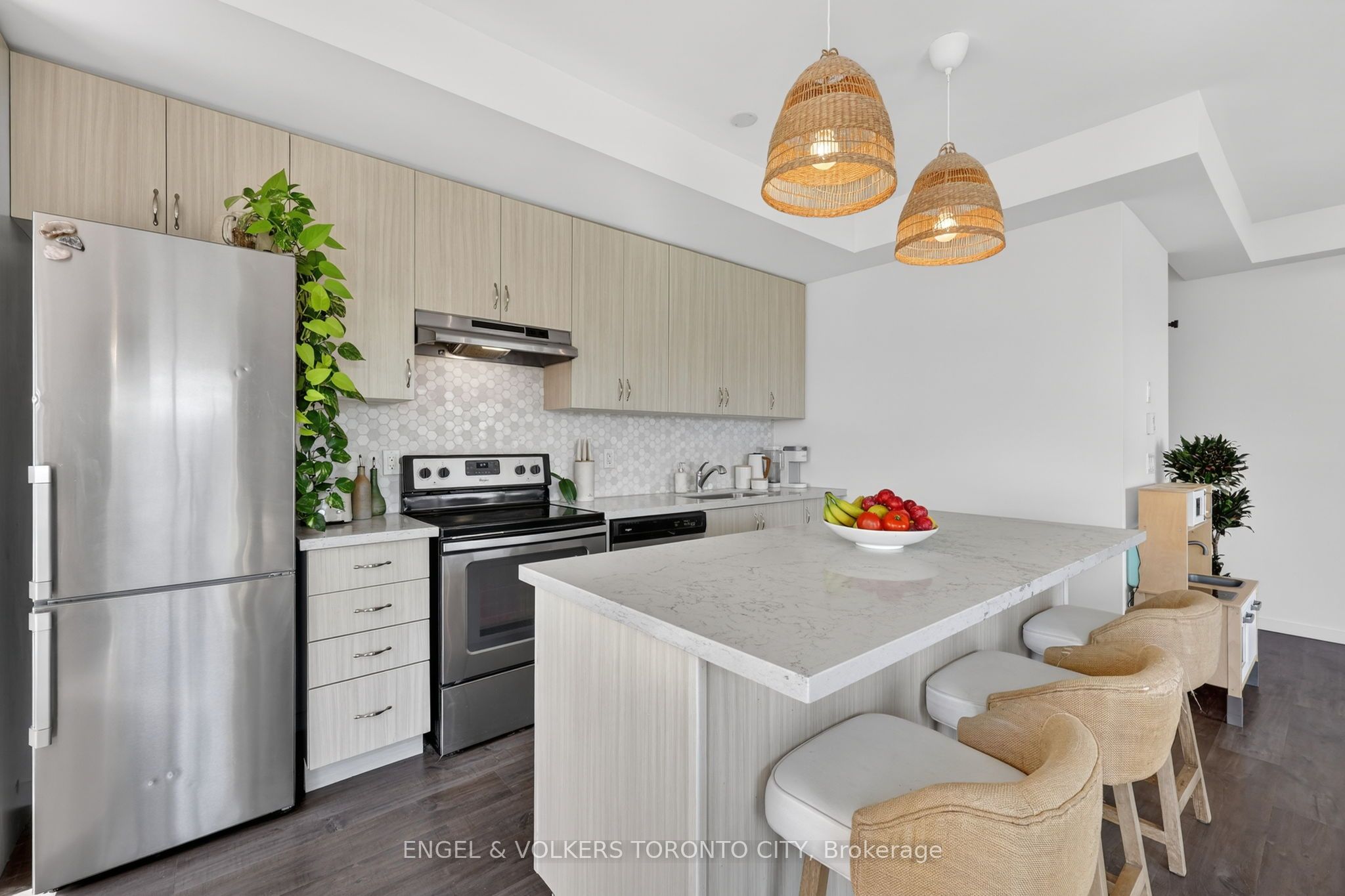 300 Alex Gardner Circle 42 Property Photo 10