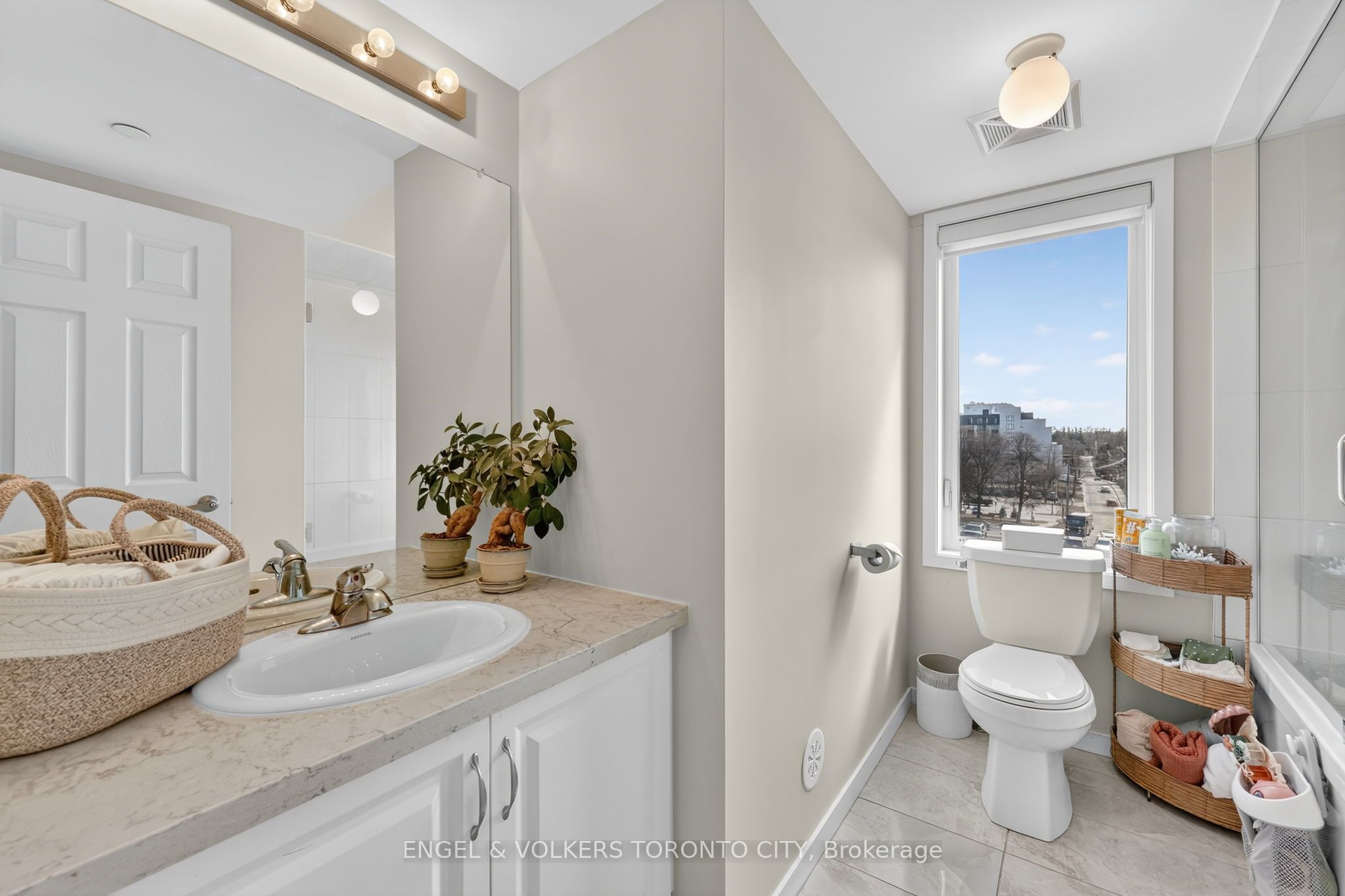 300 Alex Gardner Circle 42 Property Photo 30
