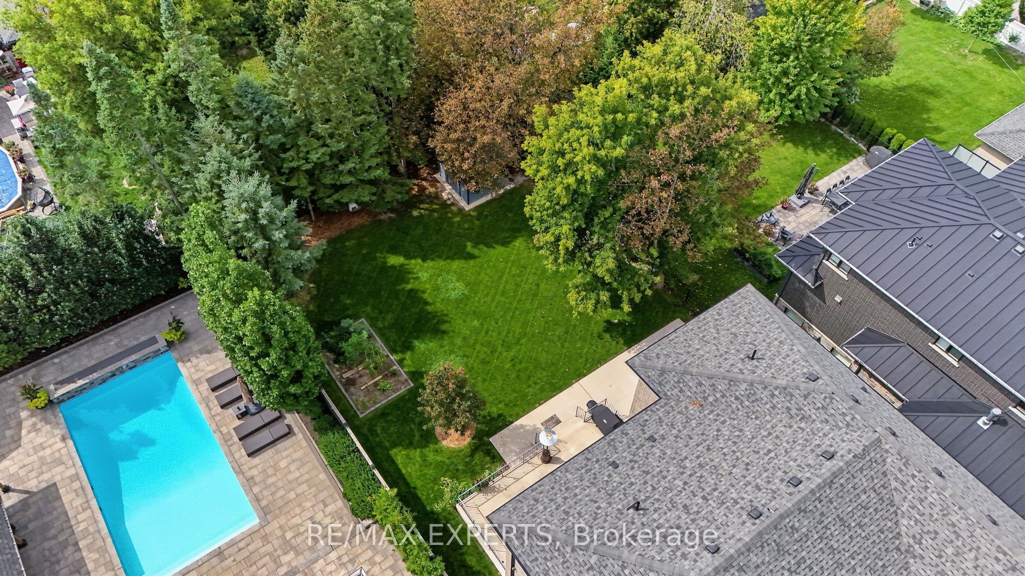 18 Gosling Road Property Photo 4